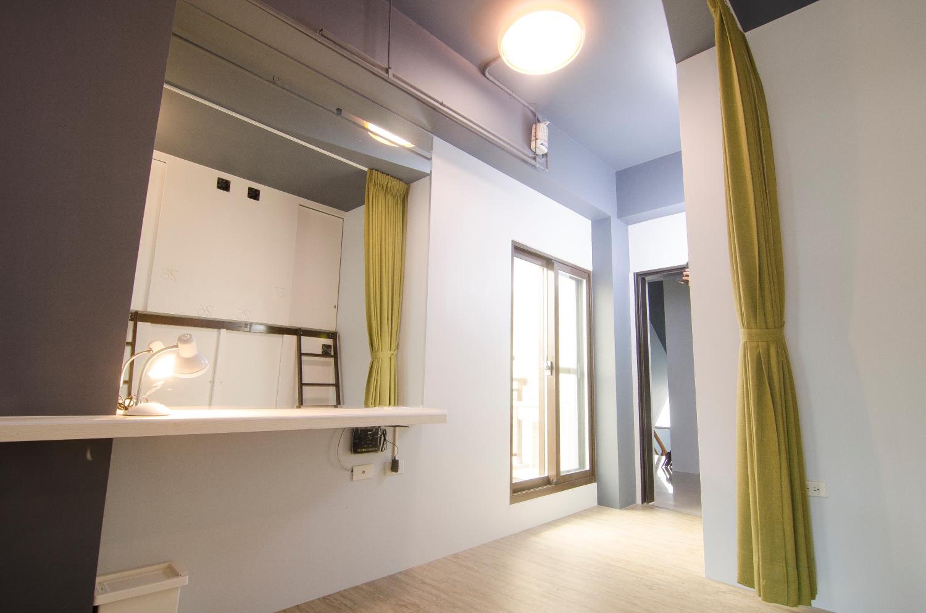 Bunk Bed in Female Dormitory Room   photo 1