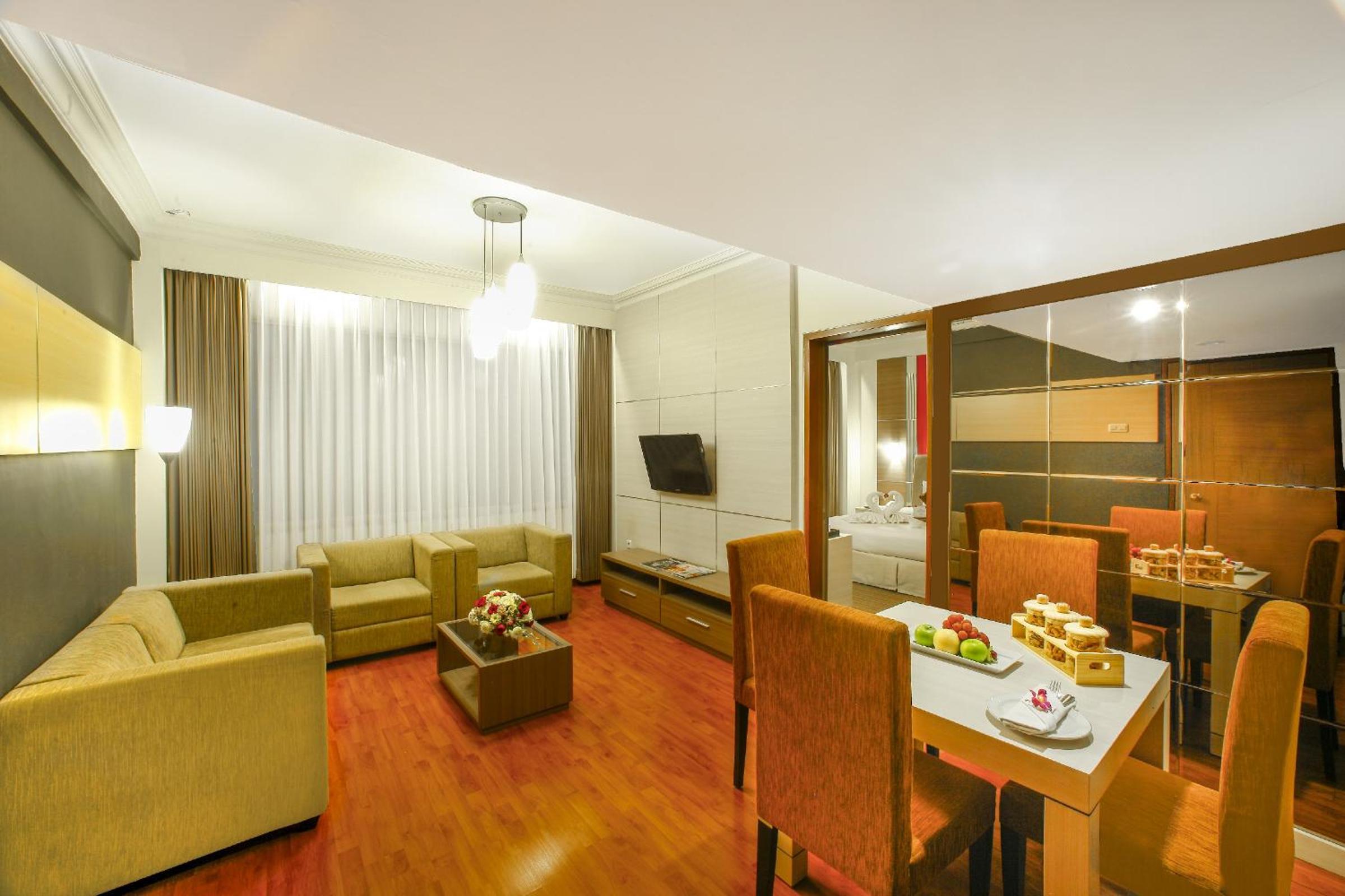 Suite - Photo 4