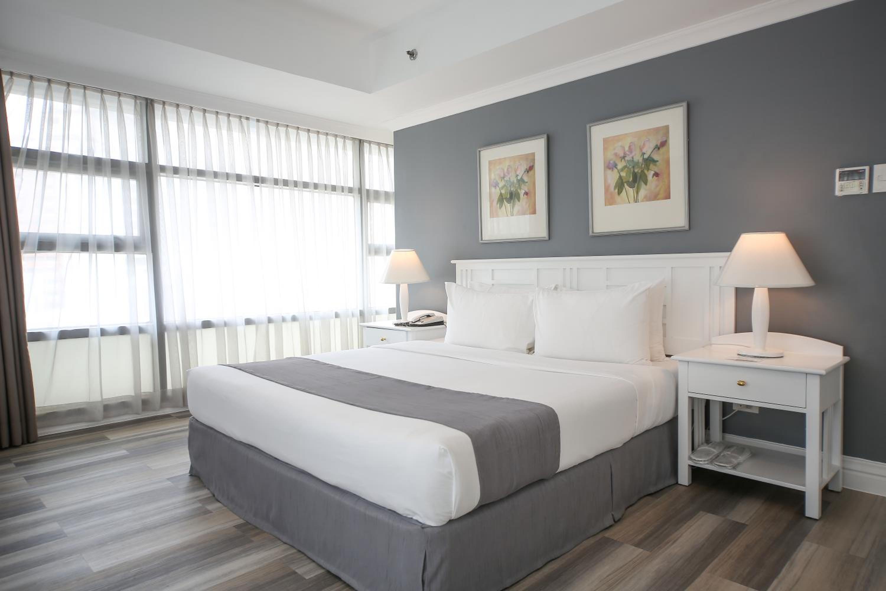 Executive Suite