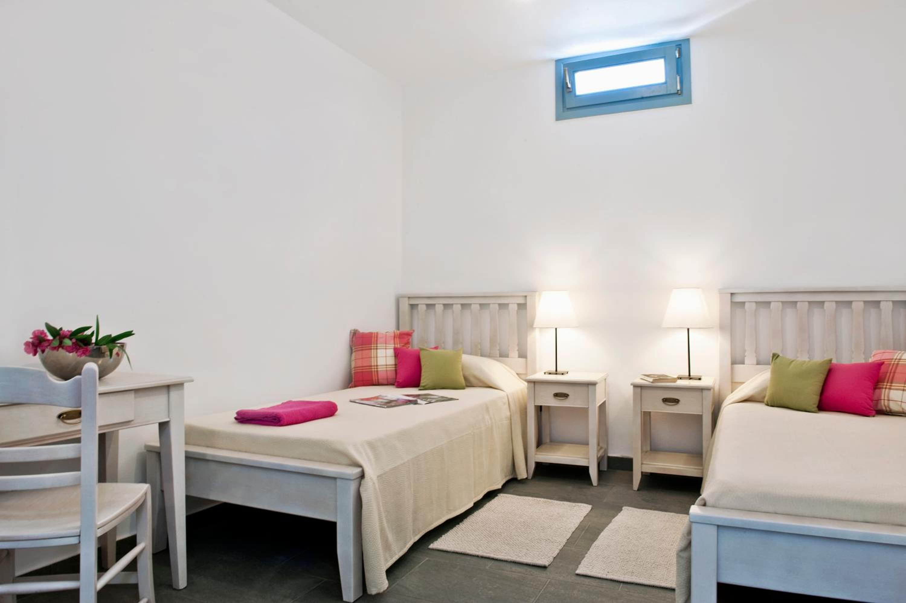 Two Bedroom Apartment Caldera View - Photo 10
