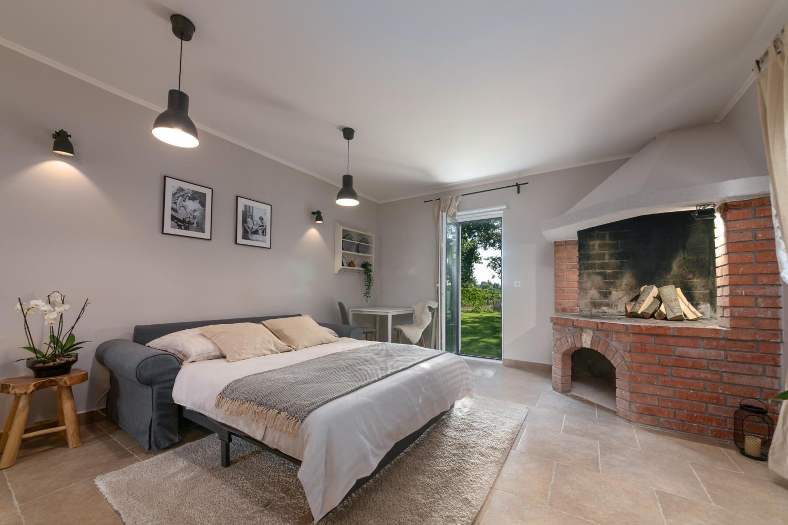 Studio with Garden View