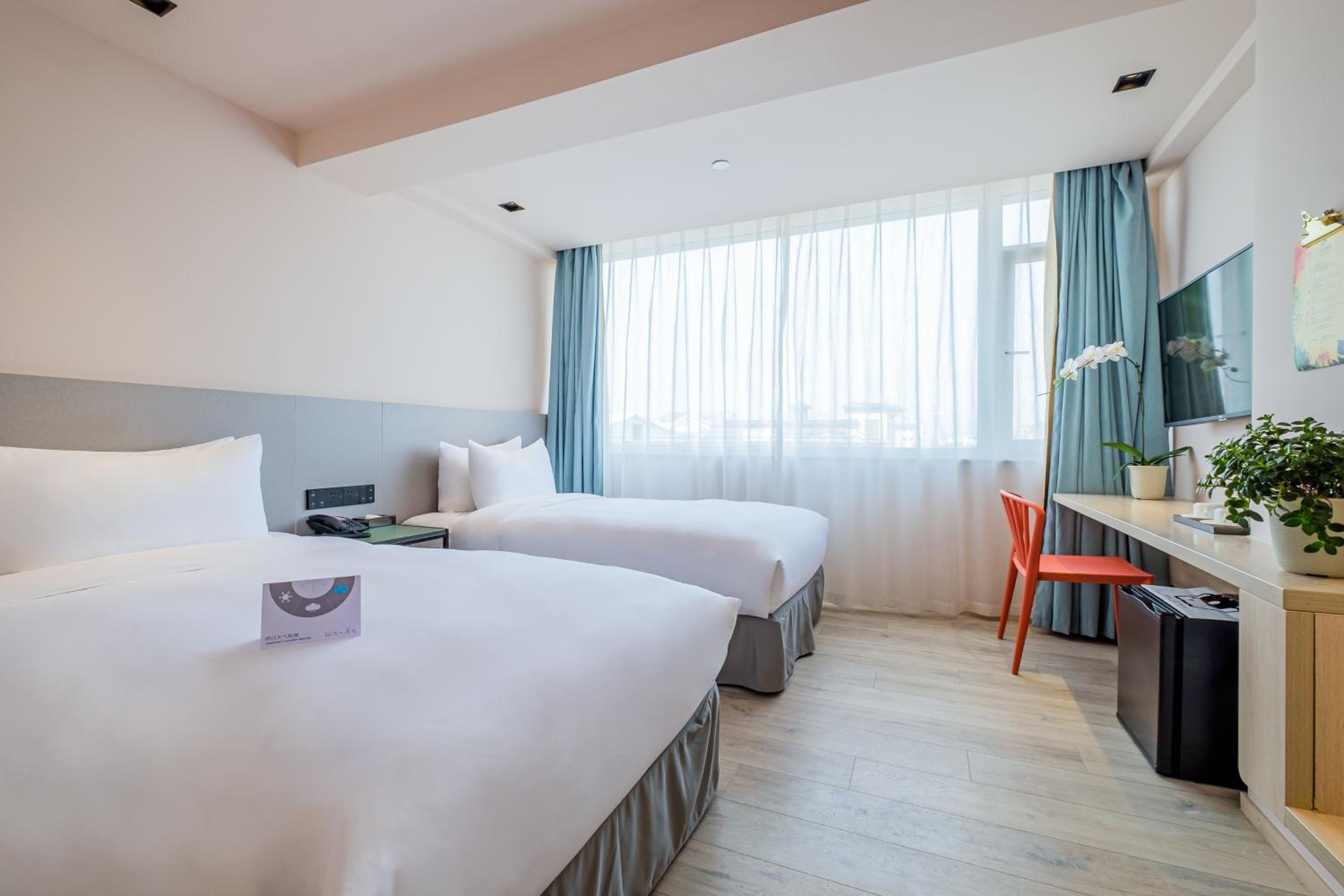 Superior Twin Room - Photo 8