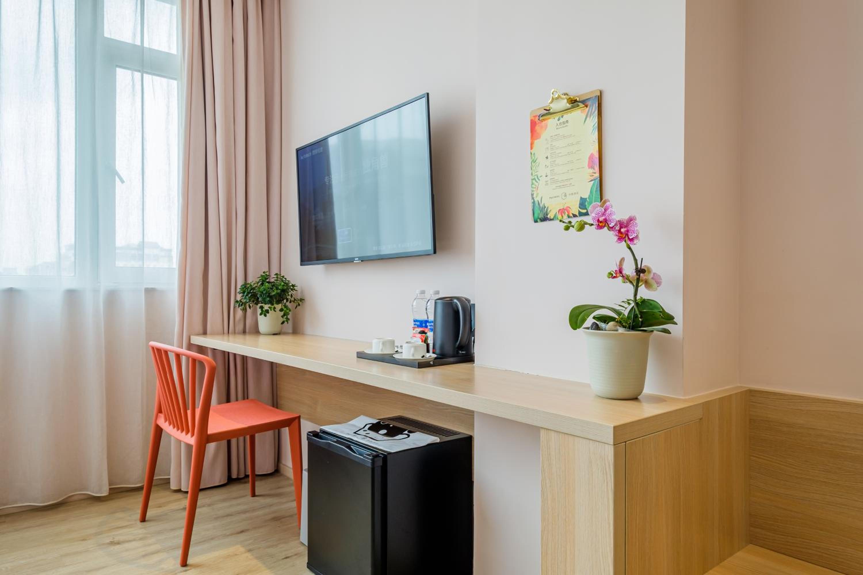 Superior Twin Room - Photo 4