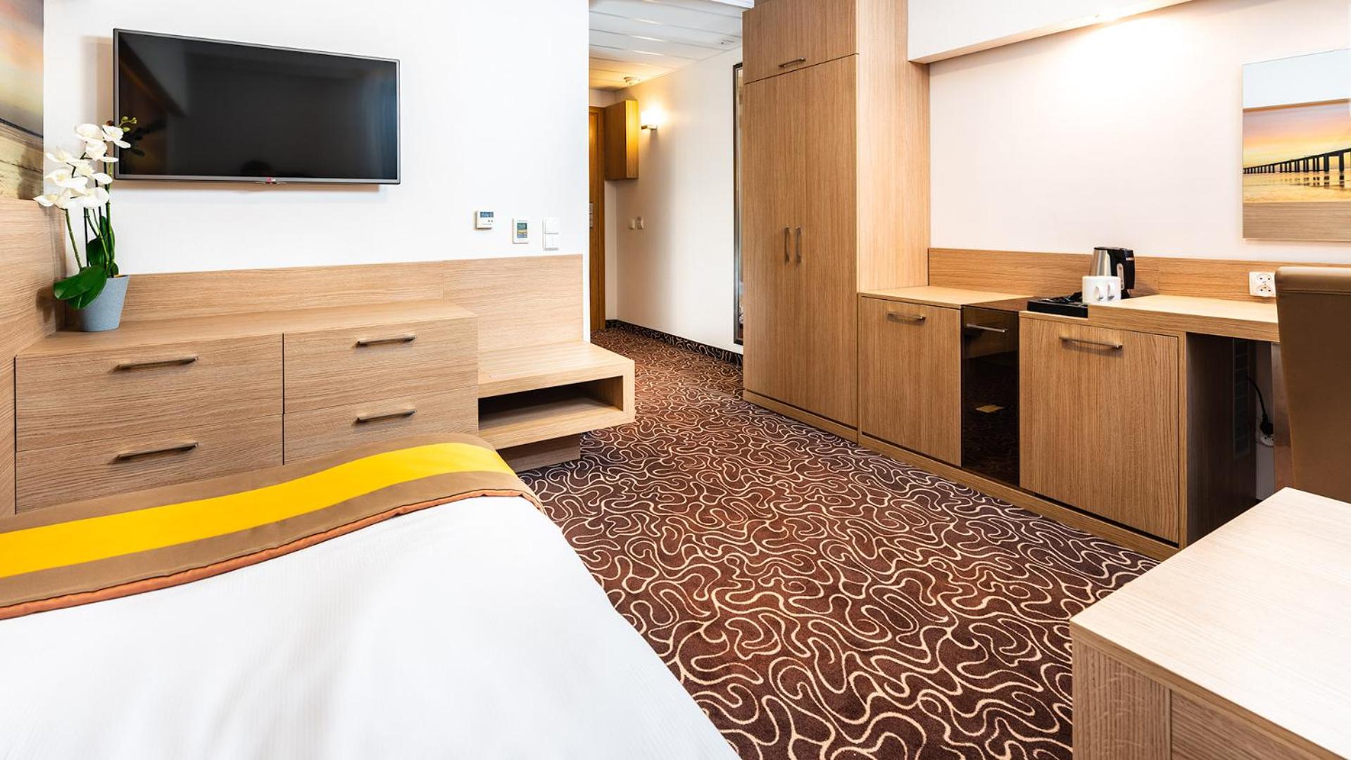 Single Room - Disability Access photo 2