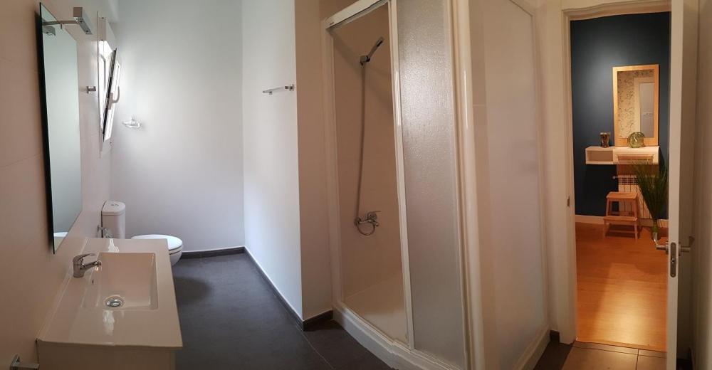 Two-Bedroom Apartment - Photo 5