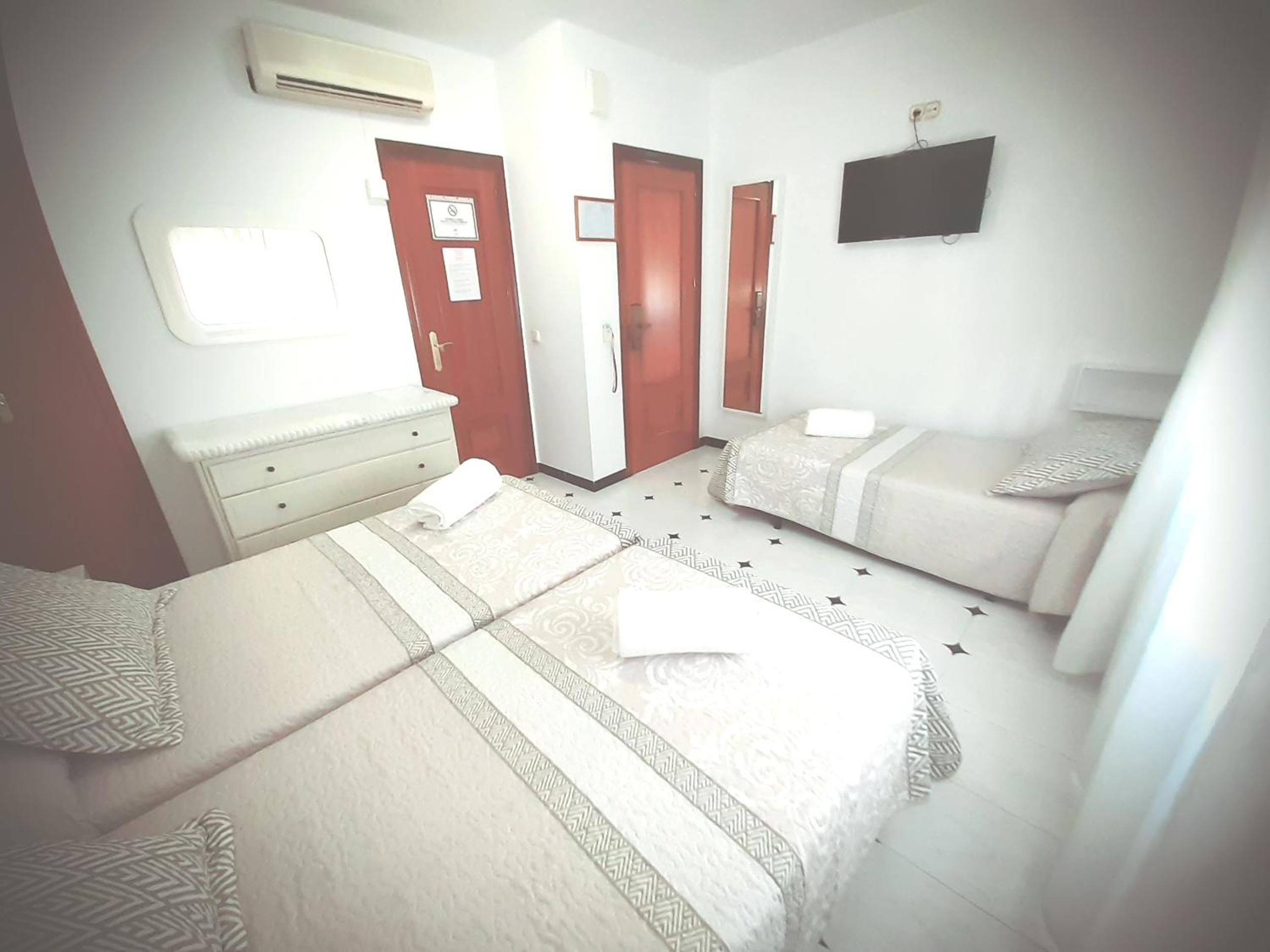 Triple Room - Photo 4
