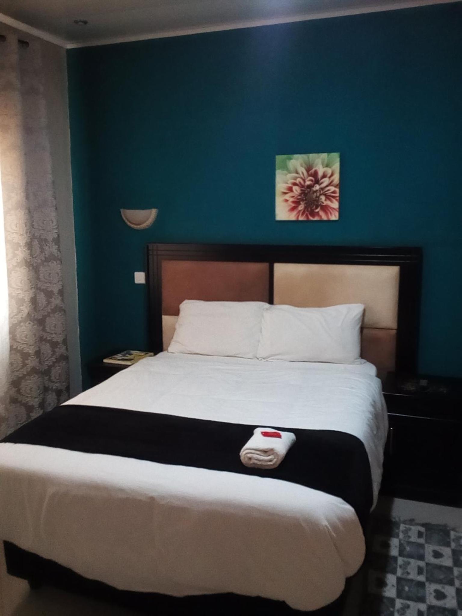 Standard Double Room photo 2