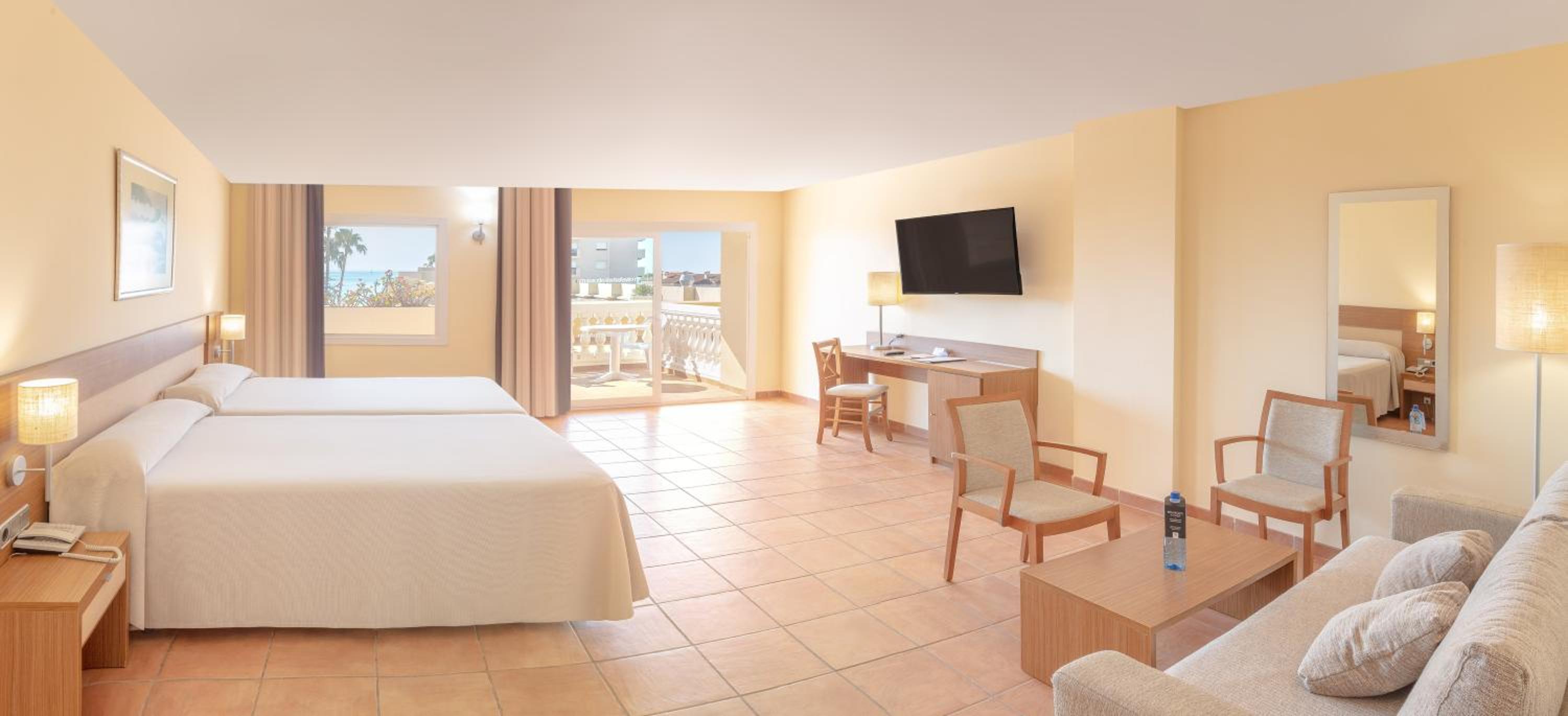 Loft with Sea View and Terrace (3 Adults) - Photo 1