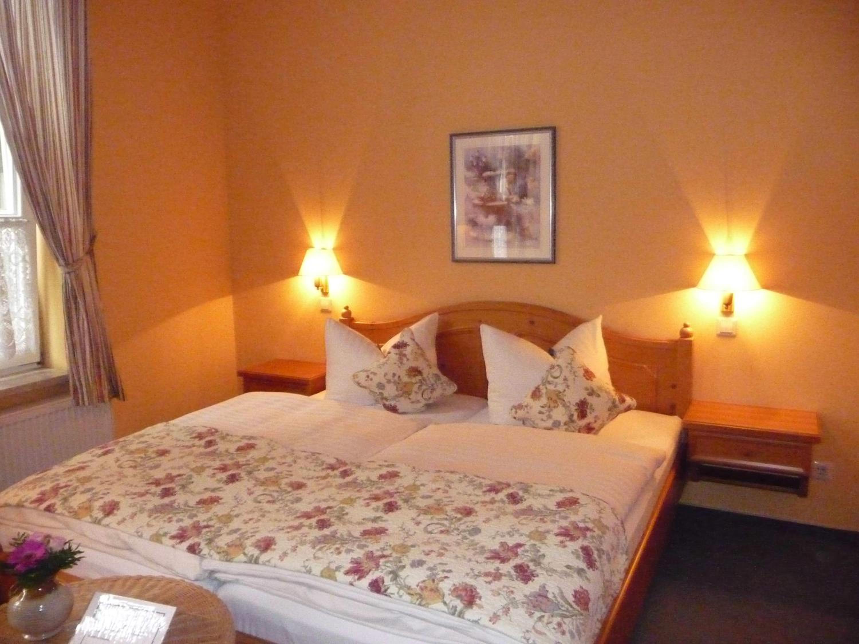 Standard Double Room photo 3