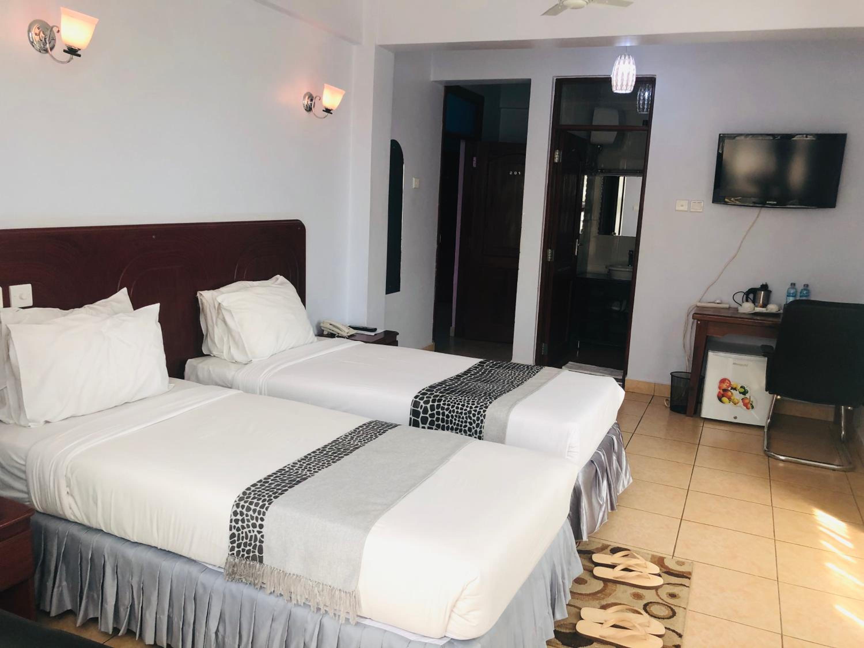 Deluxe Double or Twin Room photo 2