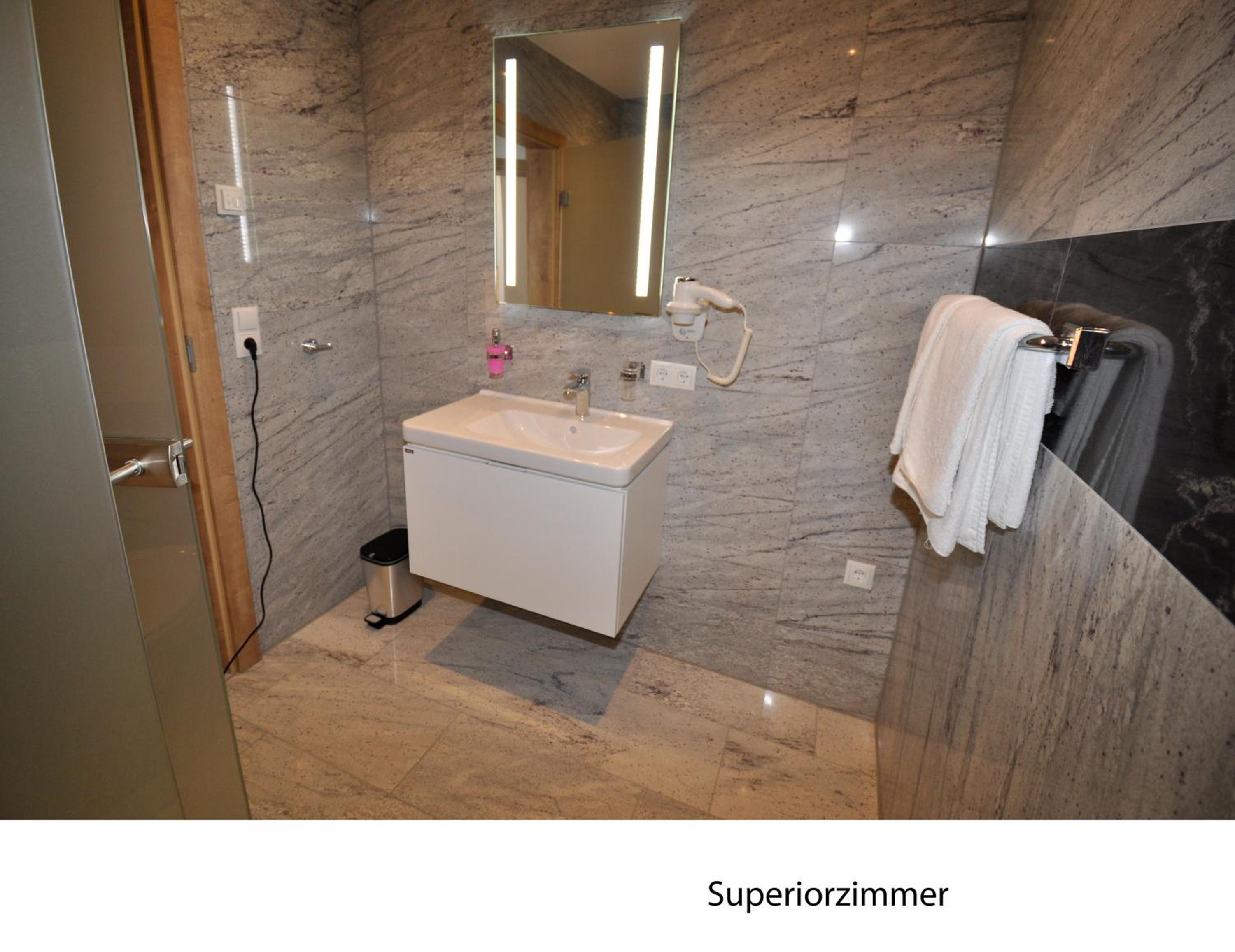 Superior Double Room - Photo 4