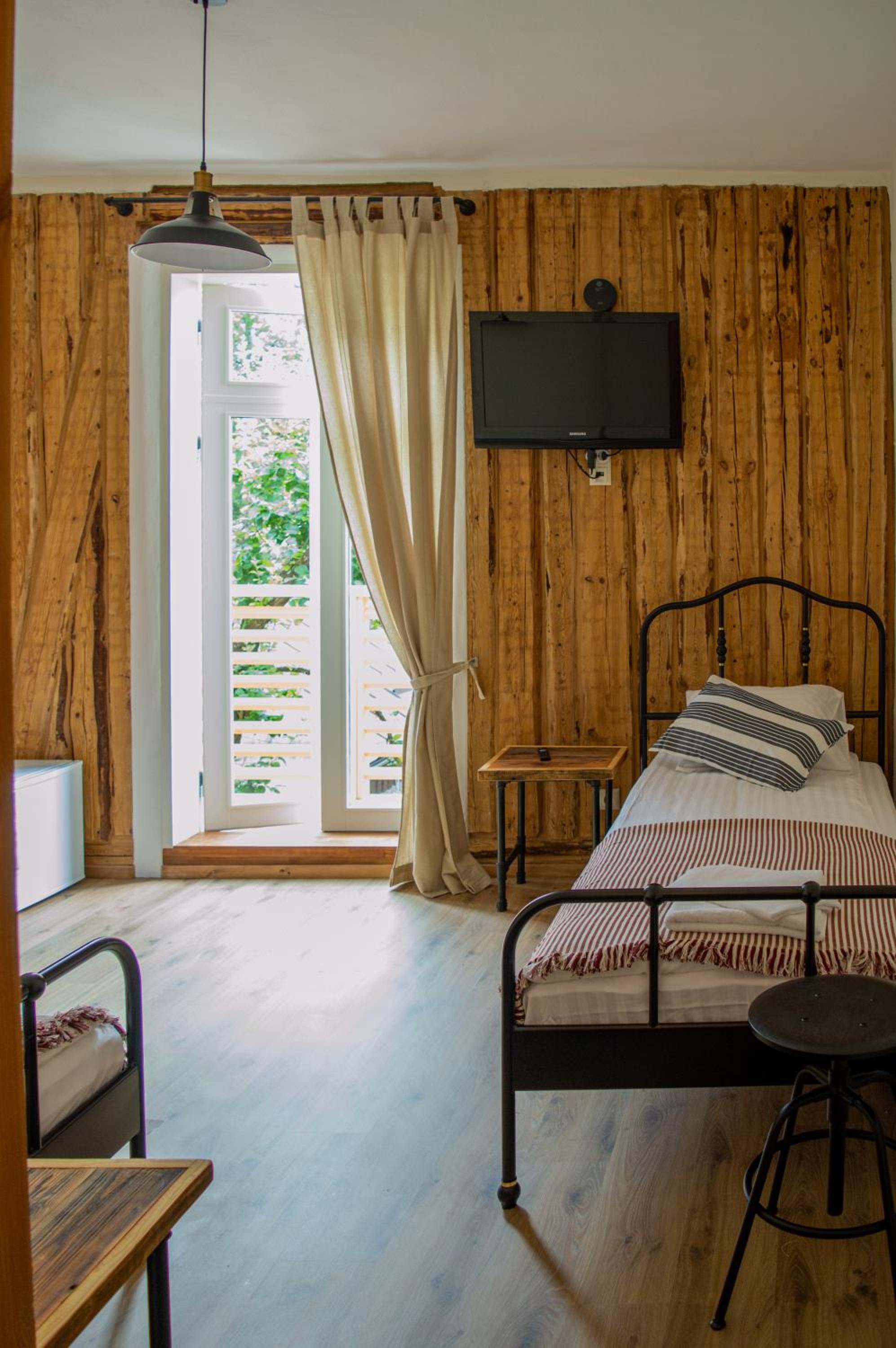 Twin Room with Balcony photo 3