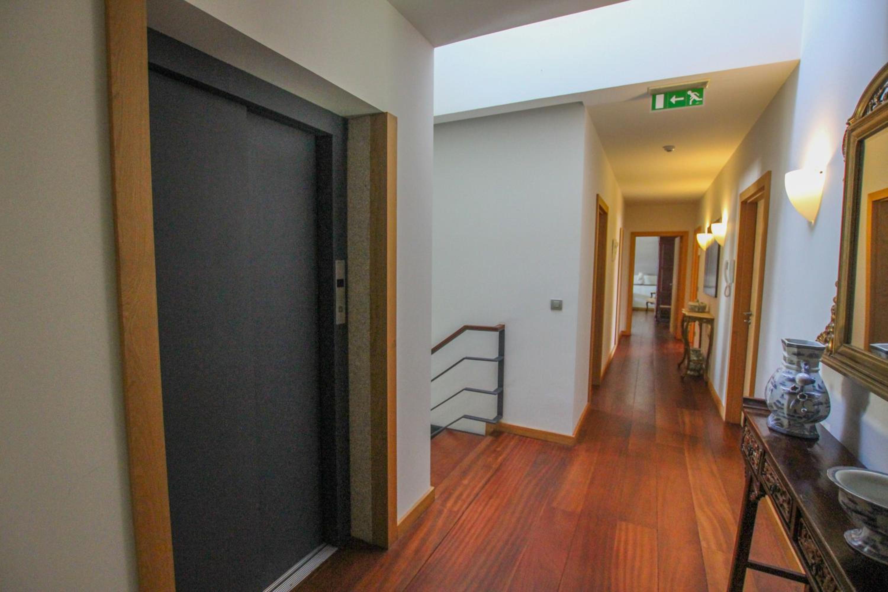 Executive Suite photo 2