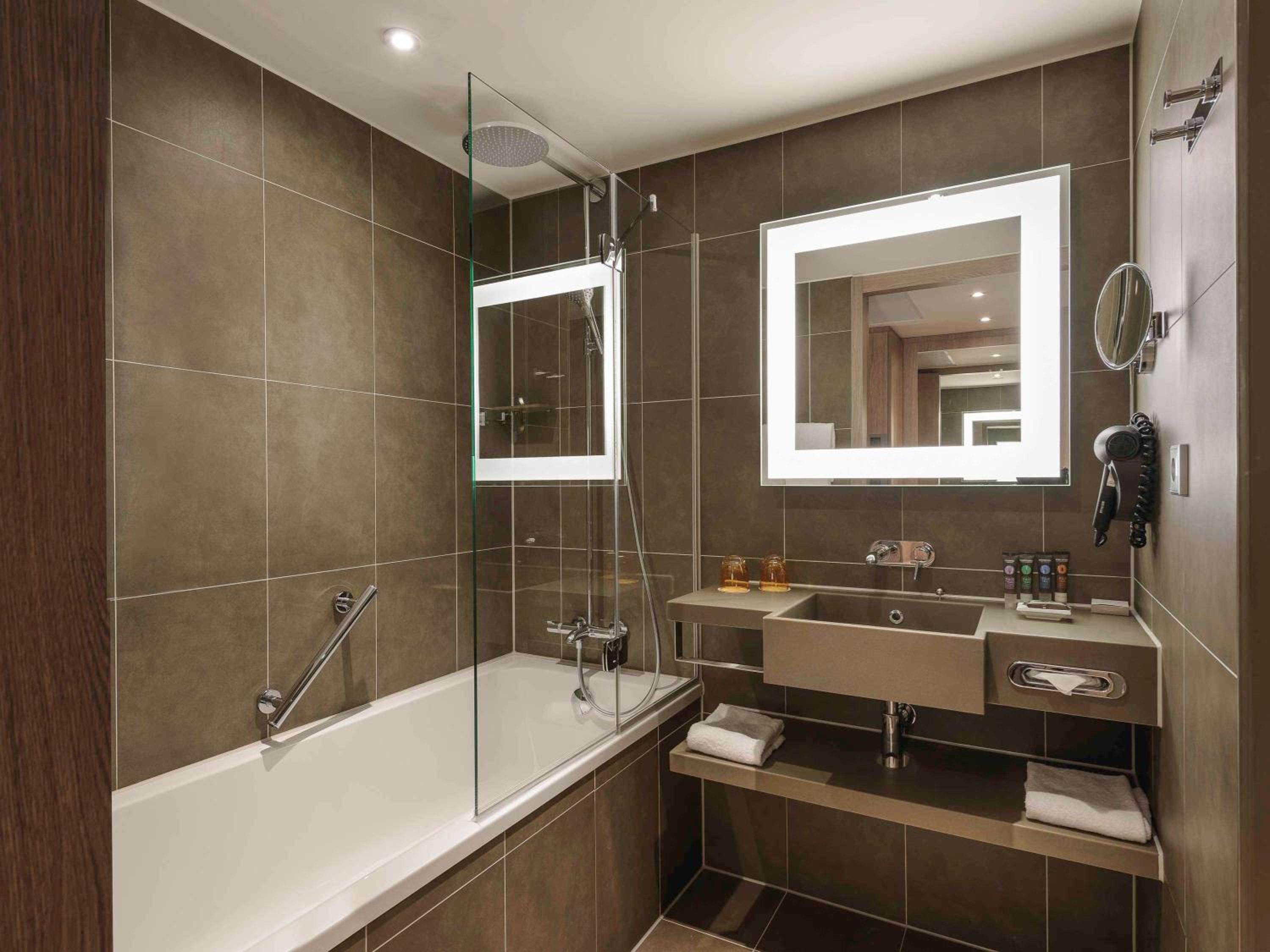 Superior Double Room with Sofa - Photo 4