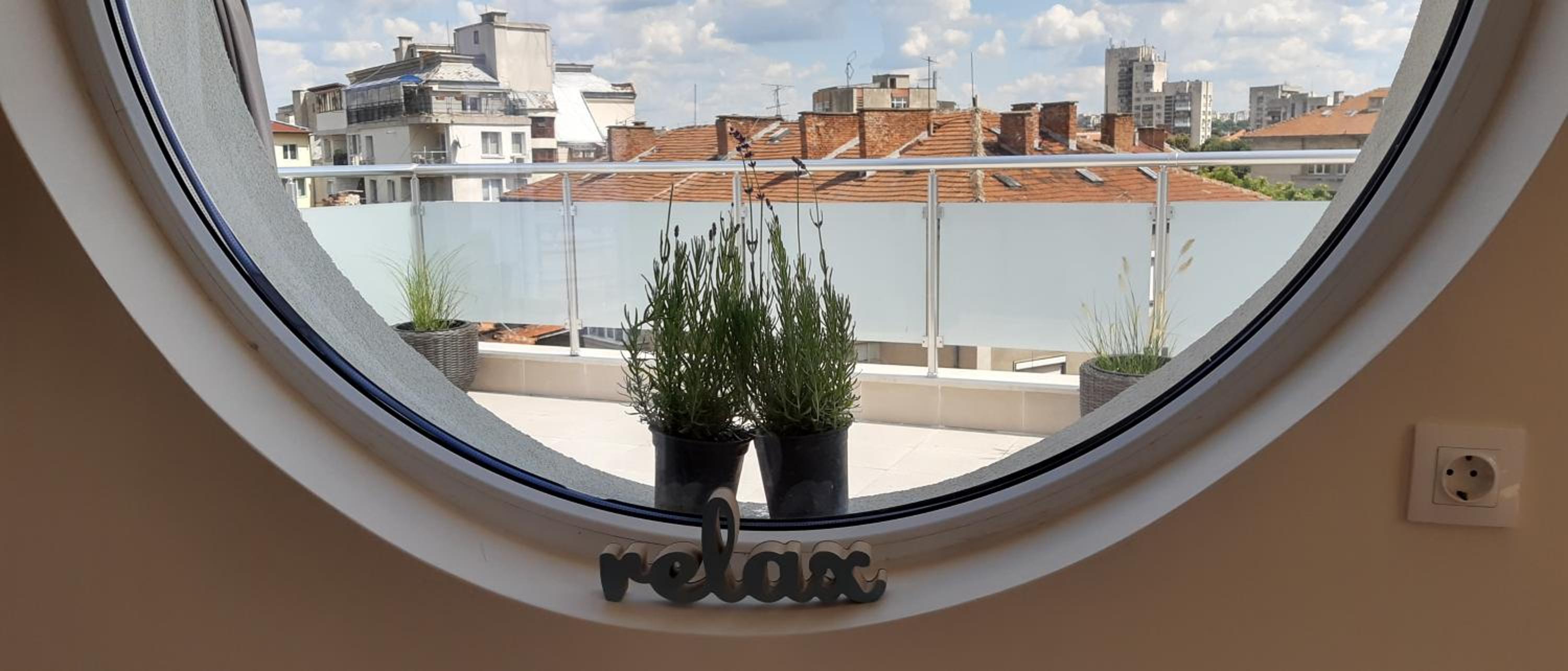 Apartment with Terrace - Photo 23