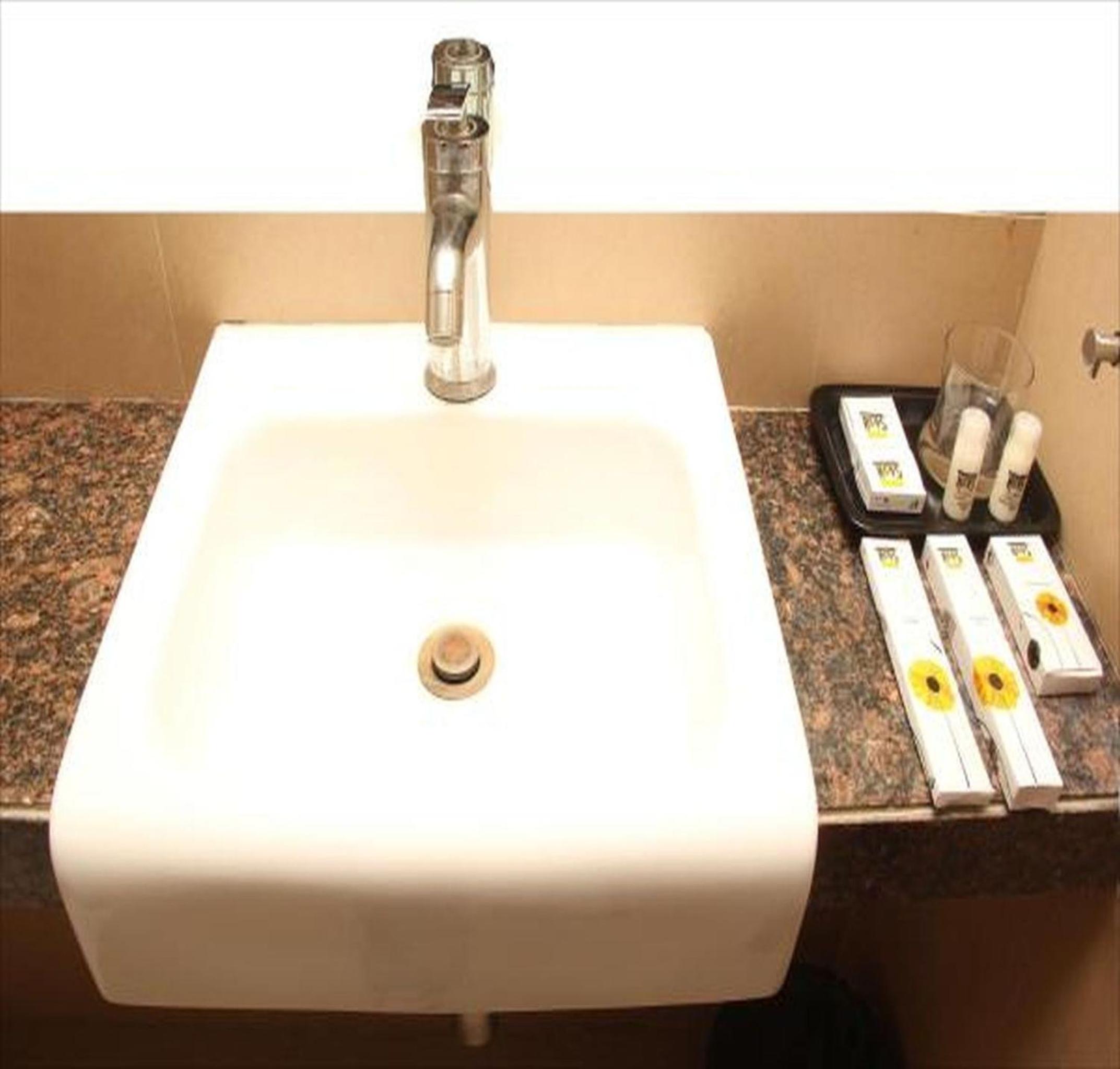 Executive Double or Twin Room - Photo 4