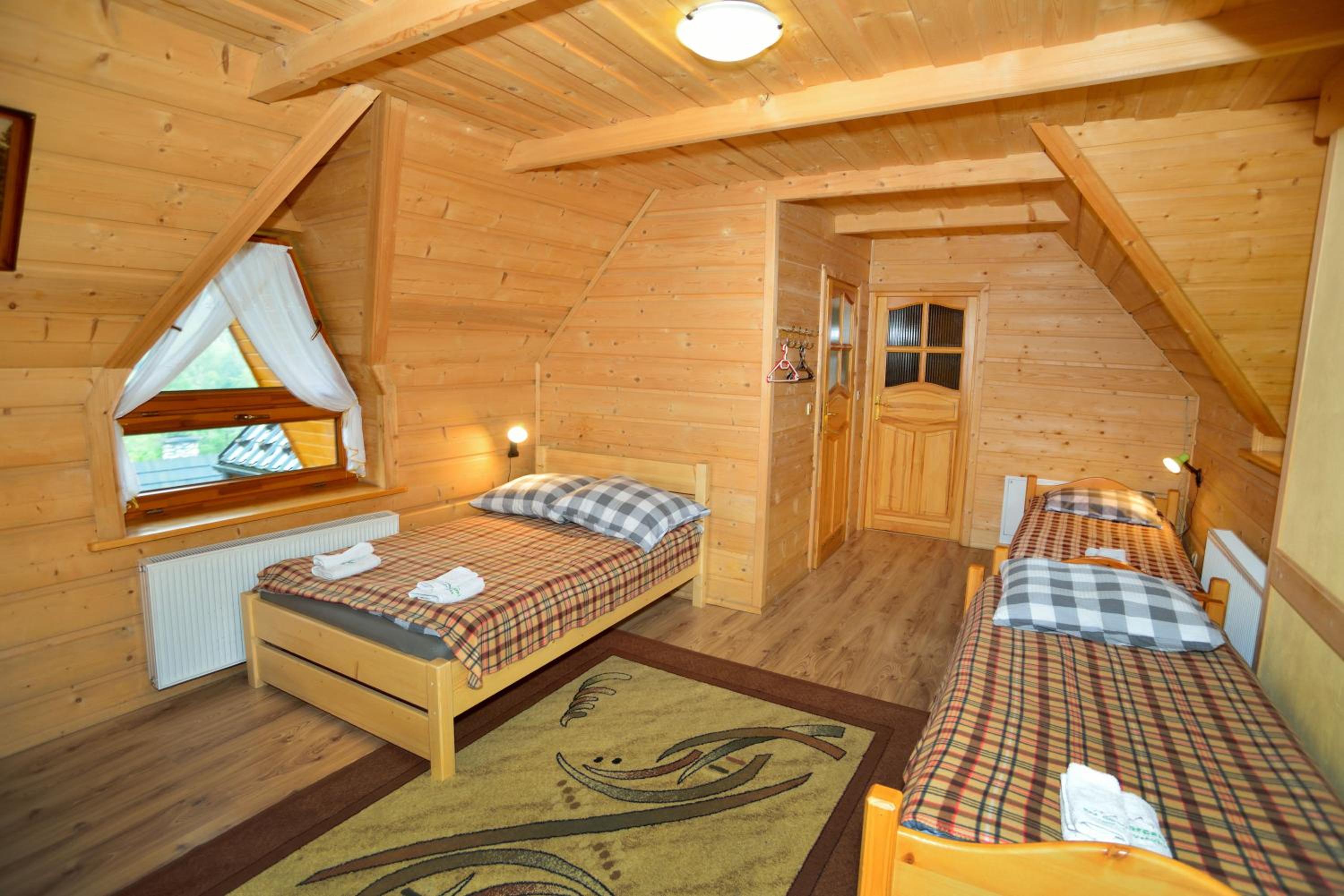 Standard Family Room - Photo 2