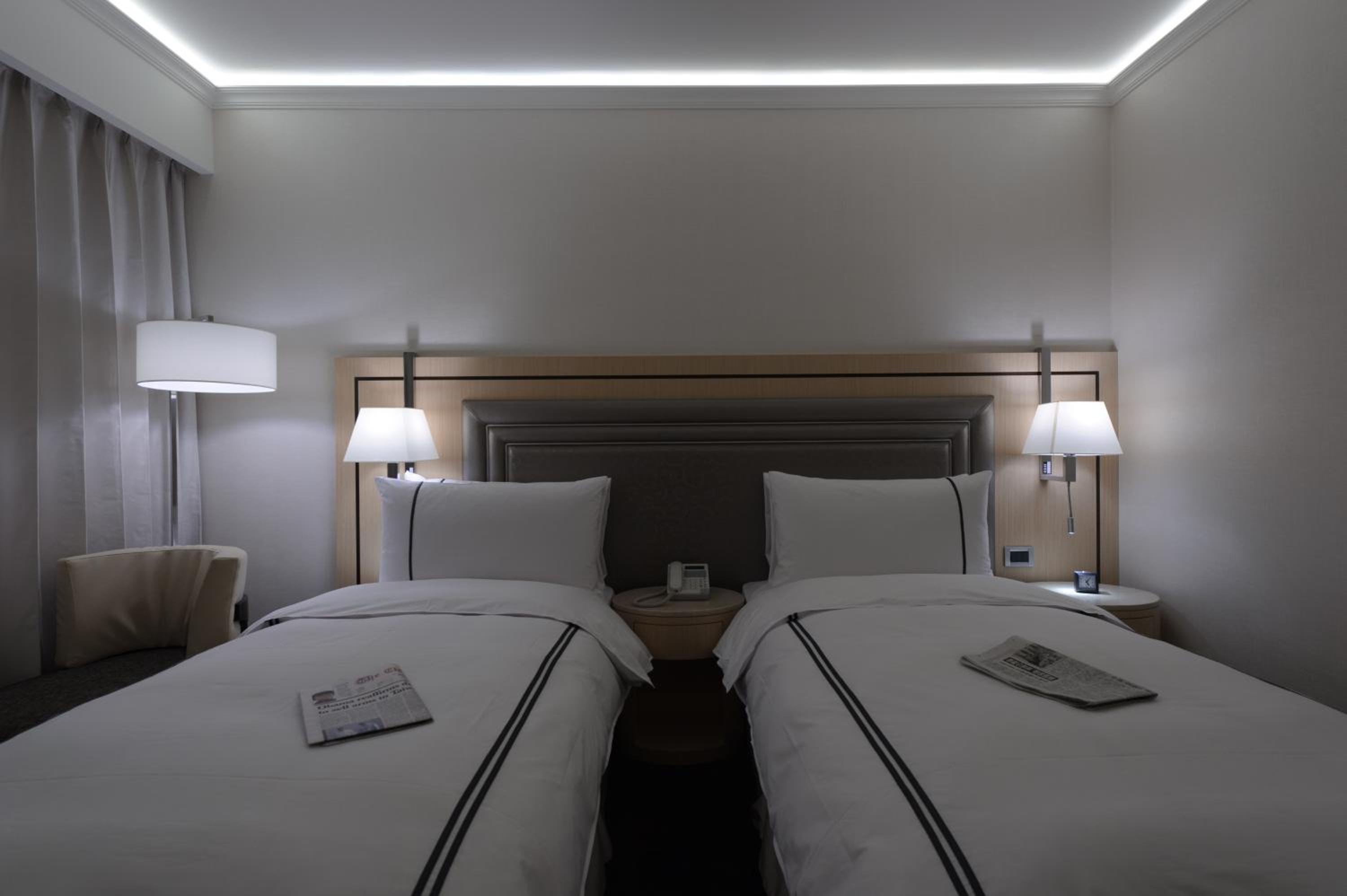 Deluxe Twin Room photo 3
