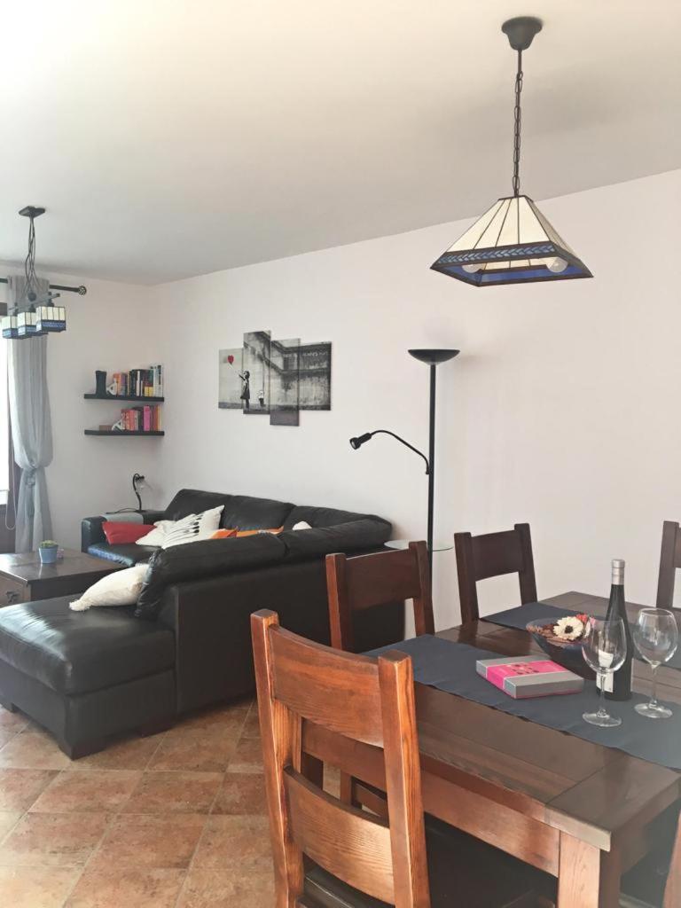 Casa adosada de tres habitaciones