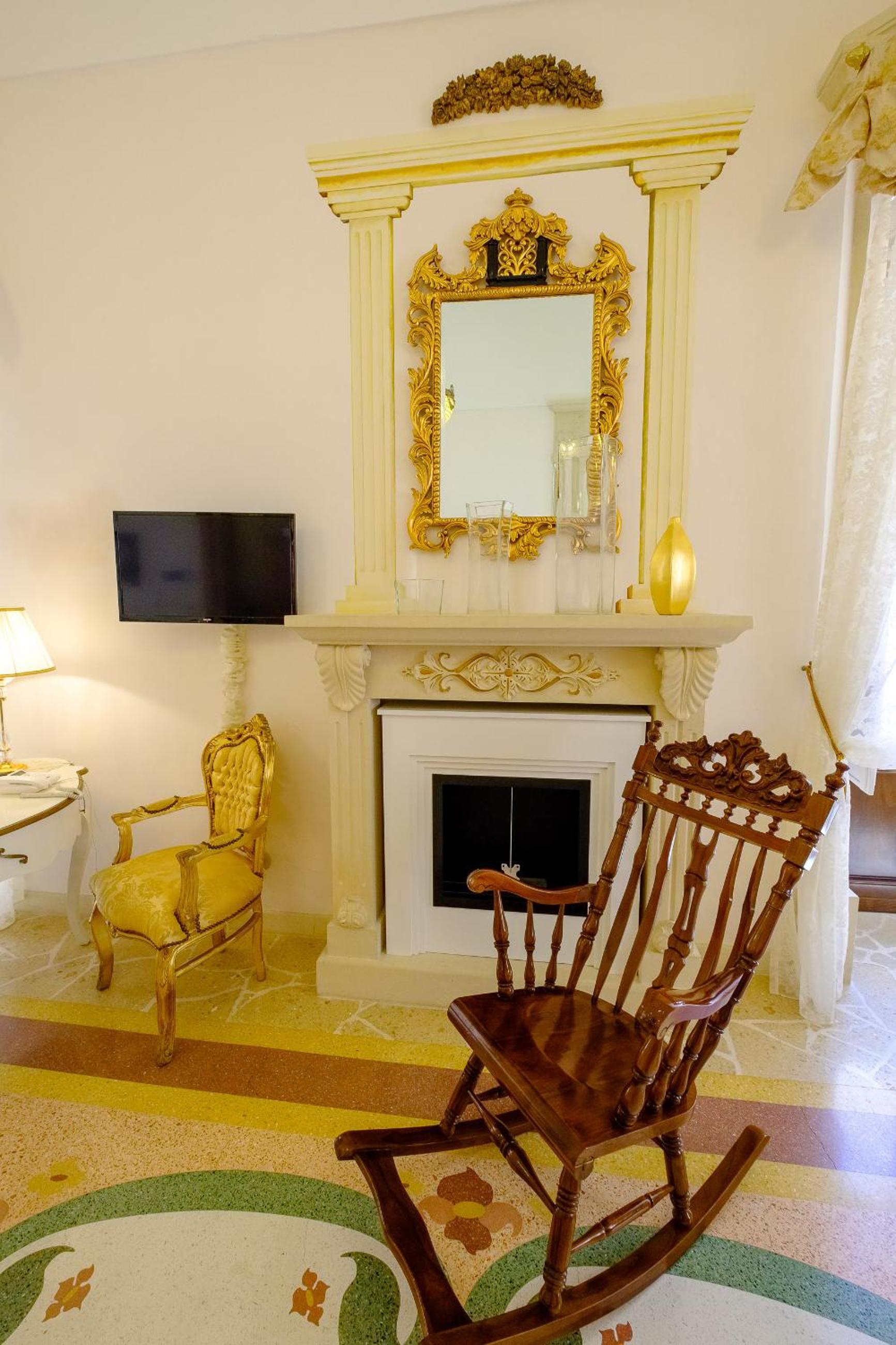 Superior Triple Room