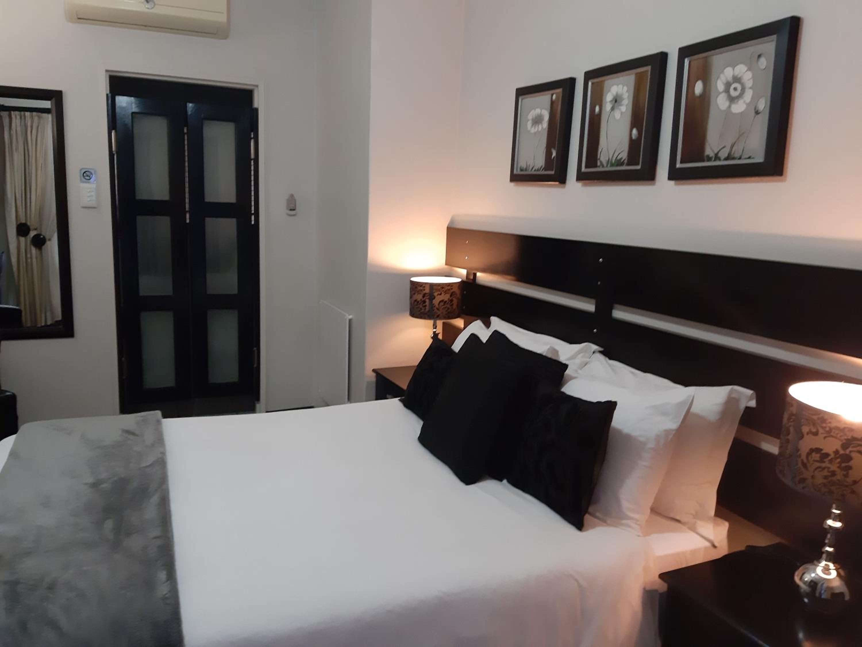  Double Room - Photo 2