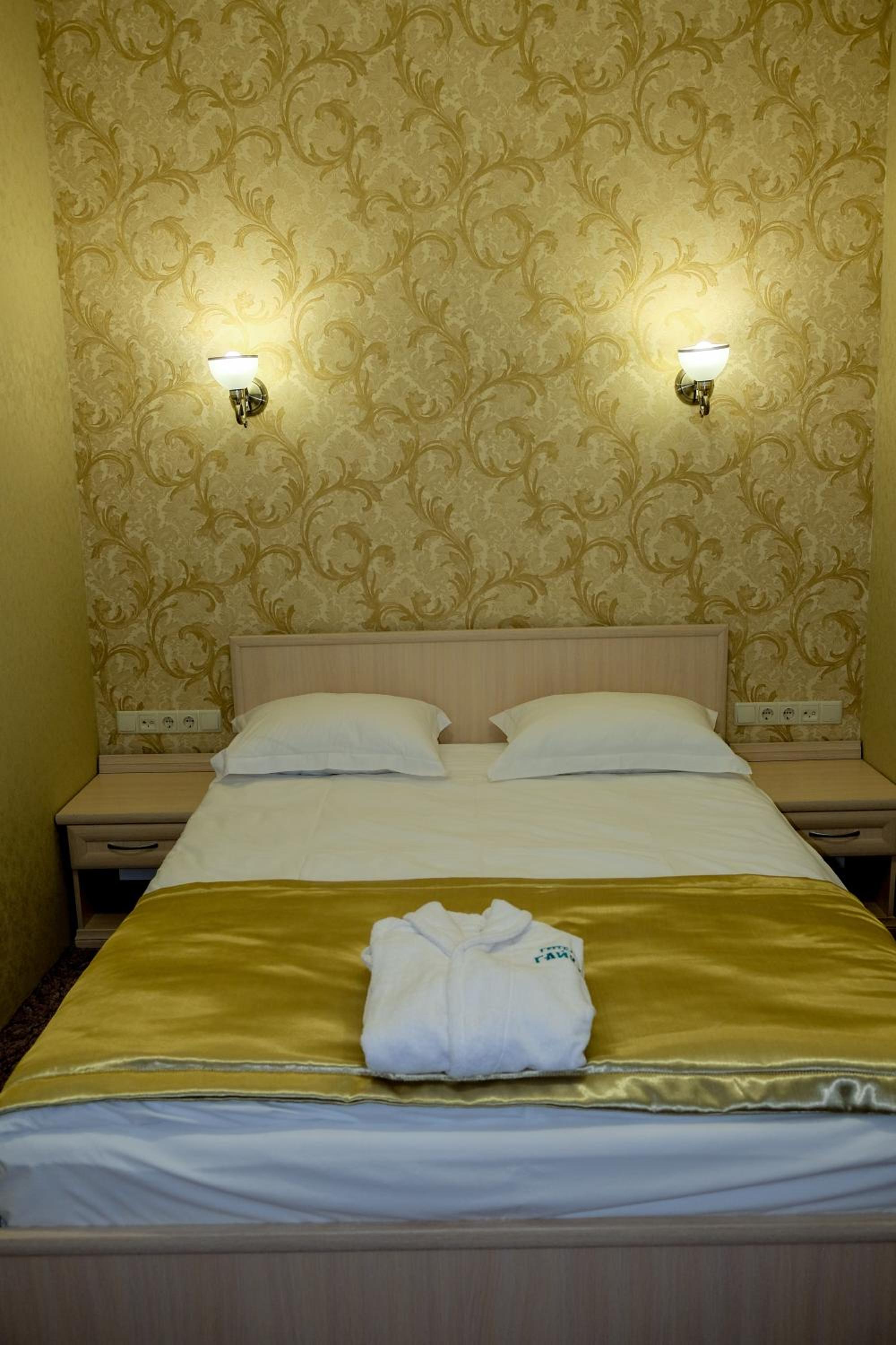 Double or Twin Room photo 2