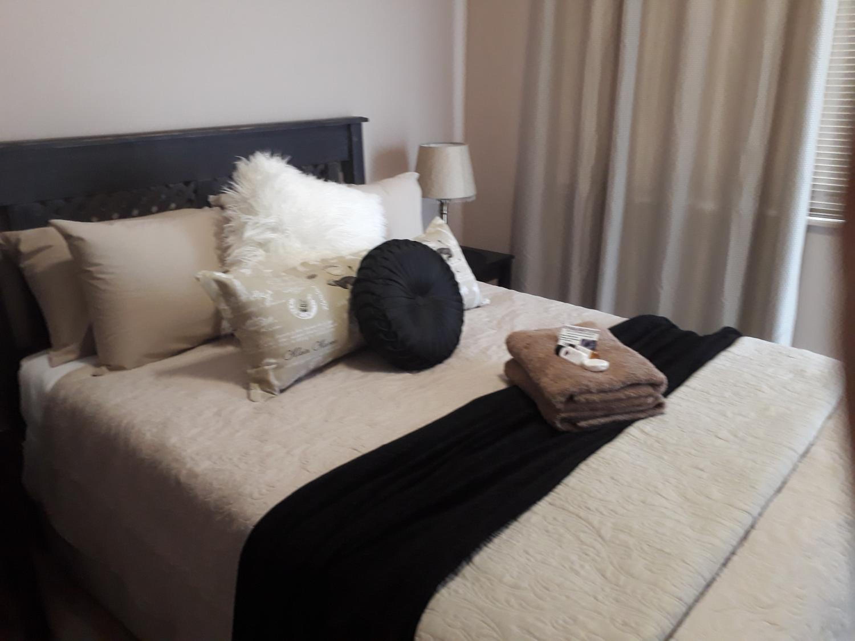 Deluxe Double Room with Shower