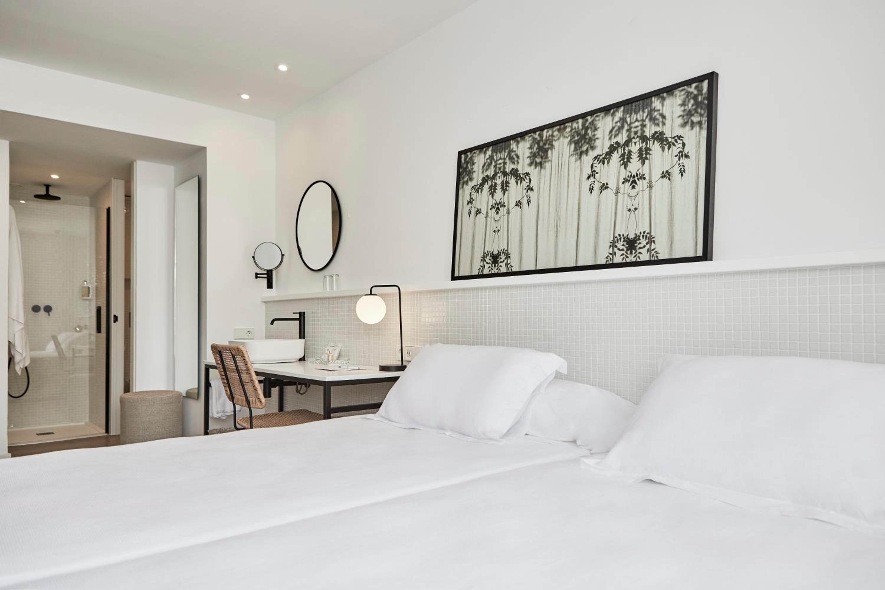 Twin Room with Balcony