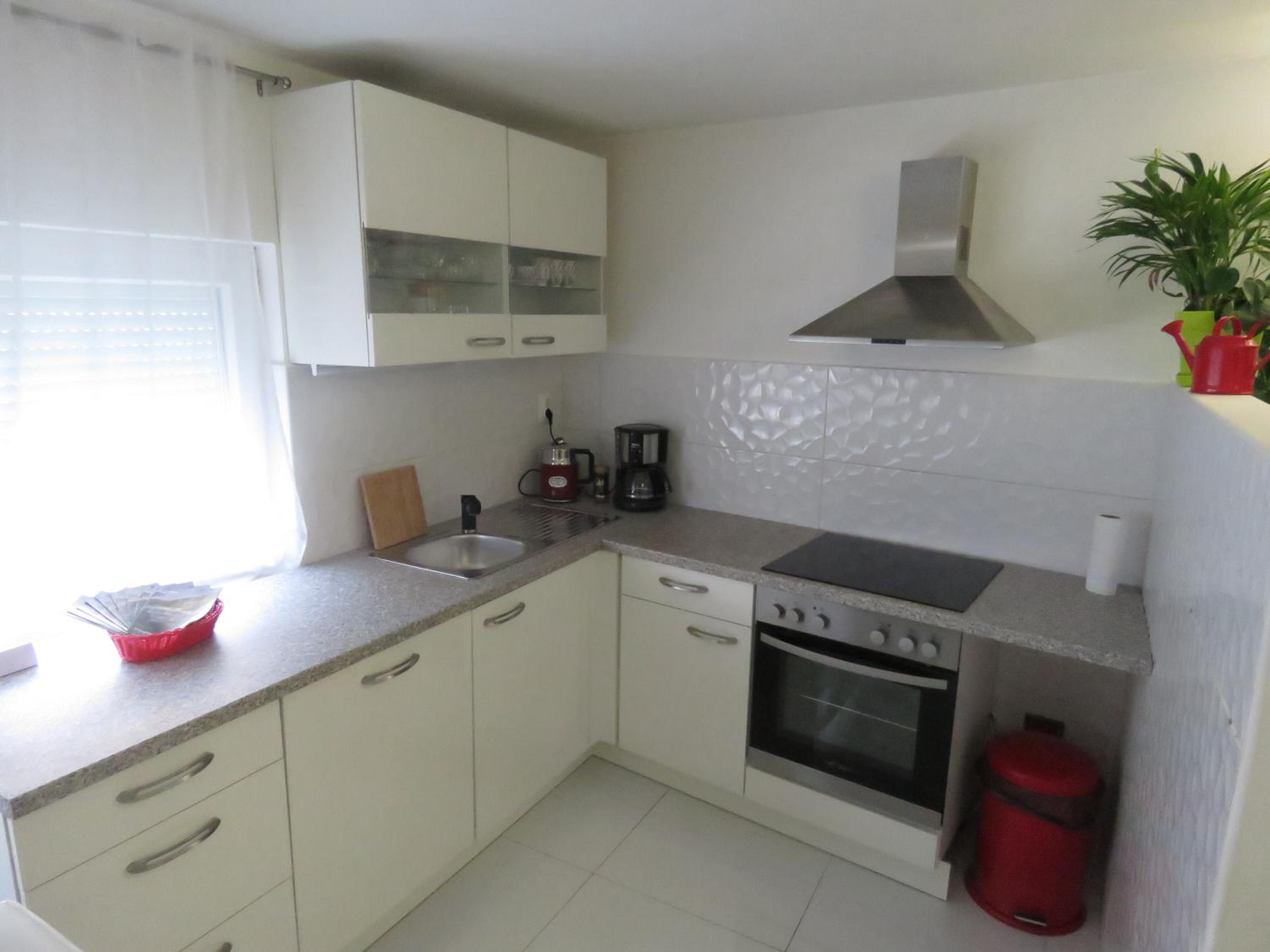 Apartment - Split Level - Photo 4