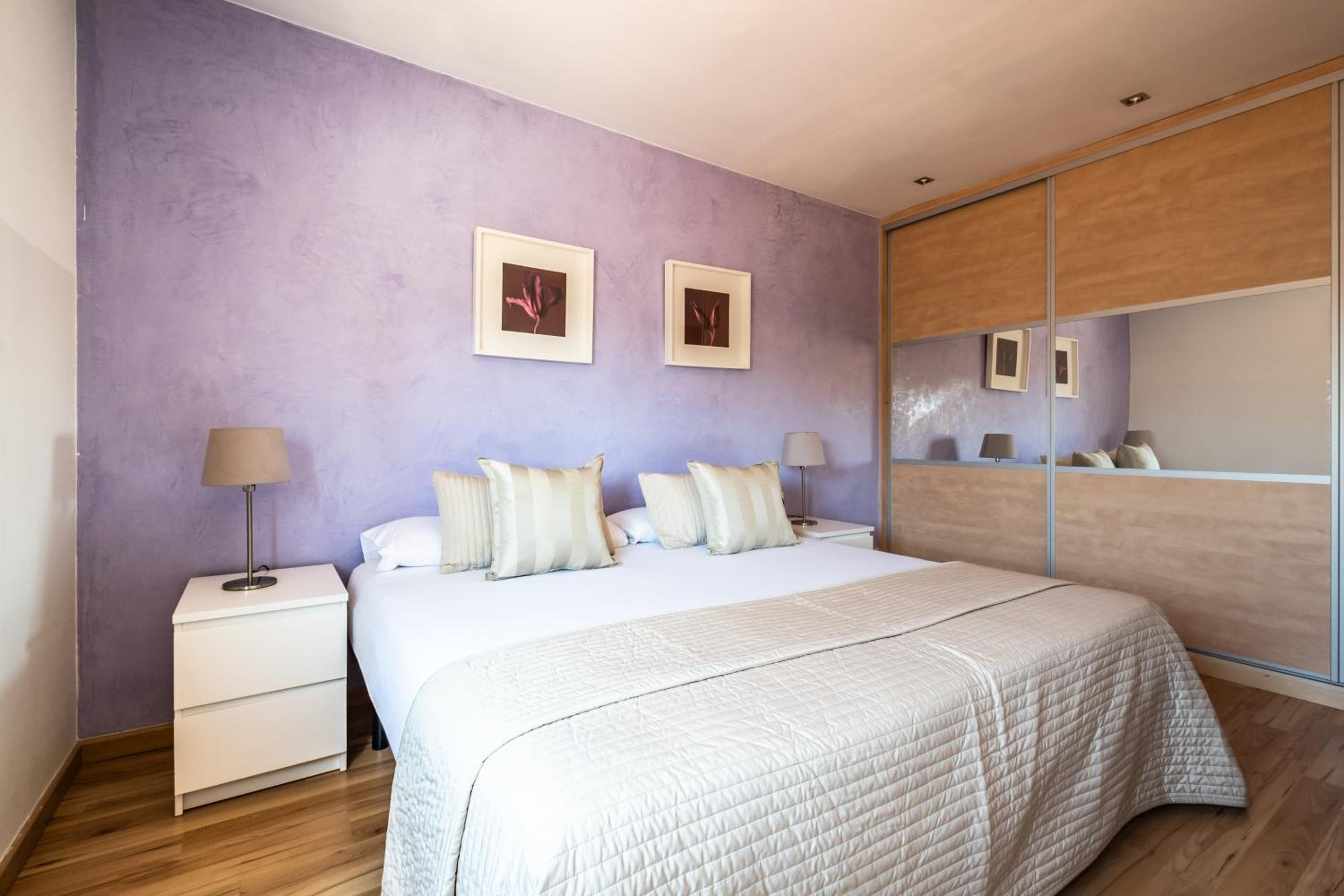 One-Bedroom Apartment with Terrace photo 3