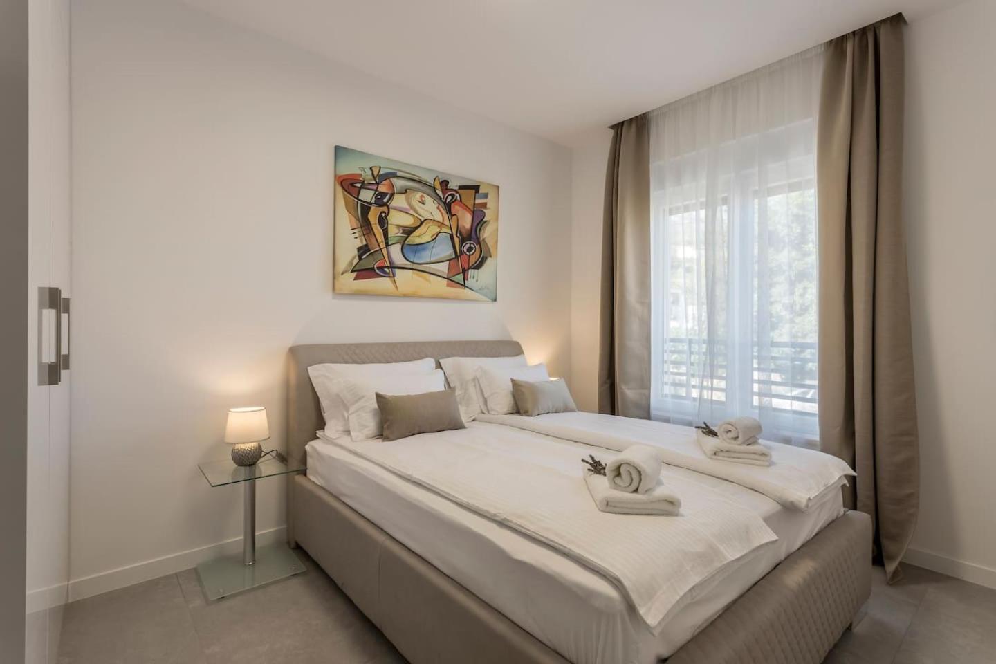 Three-Bedroom Villa with Swimming Pool