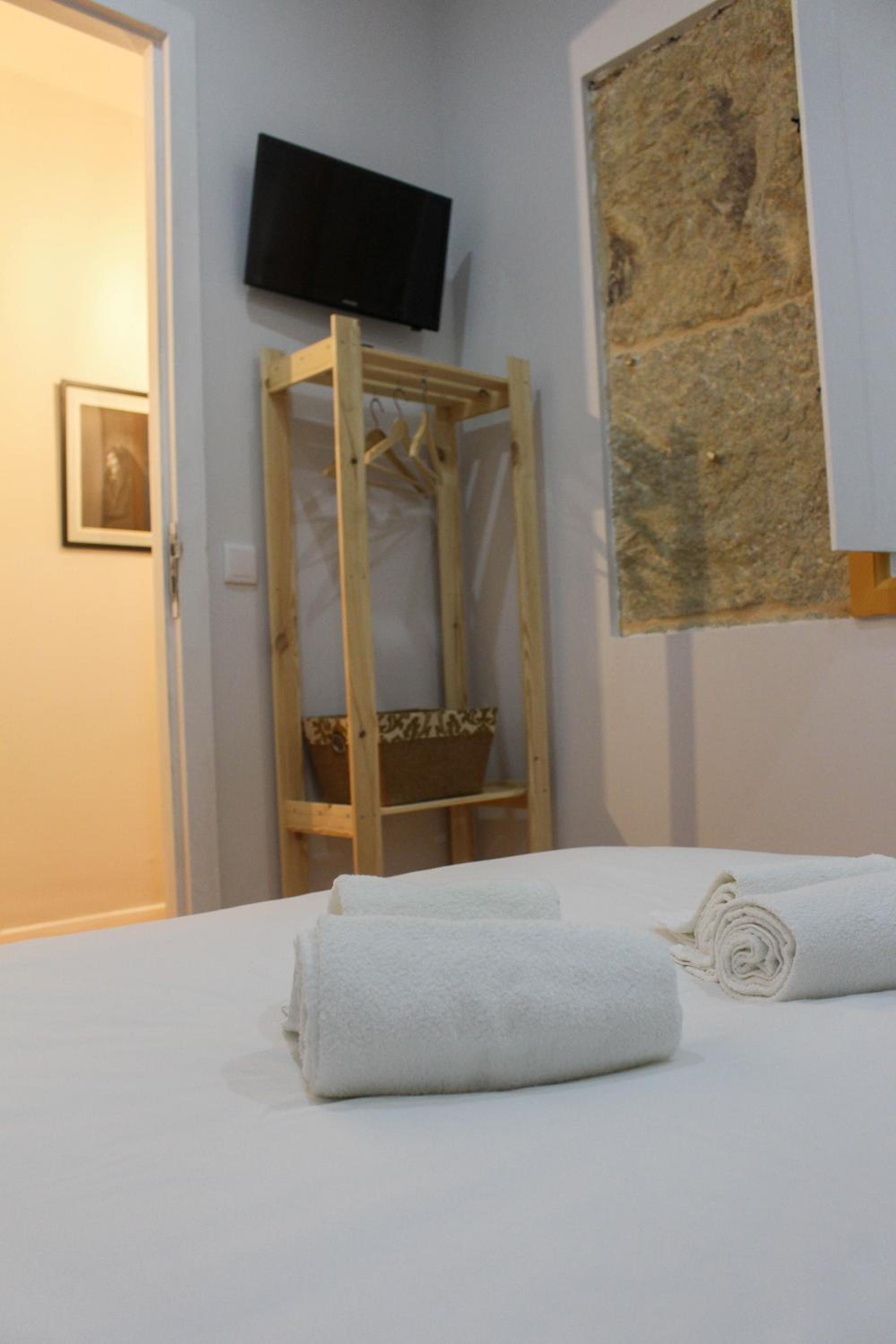 Double Room with Private Bathroom - Photo 1