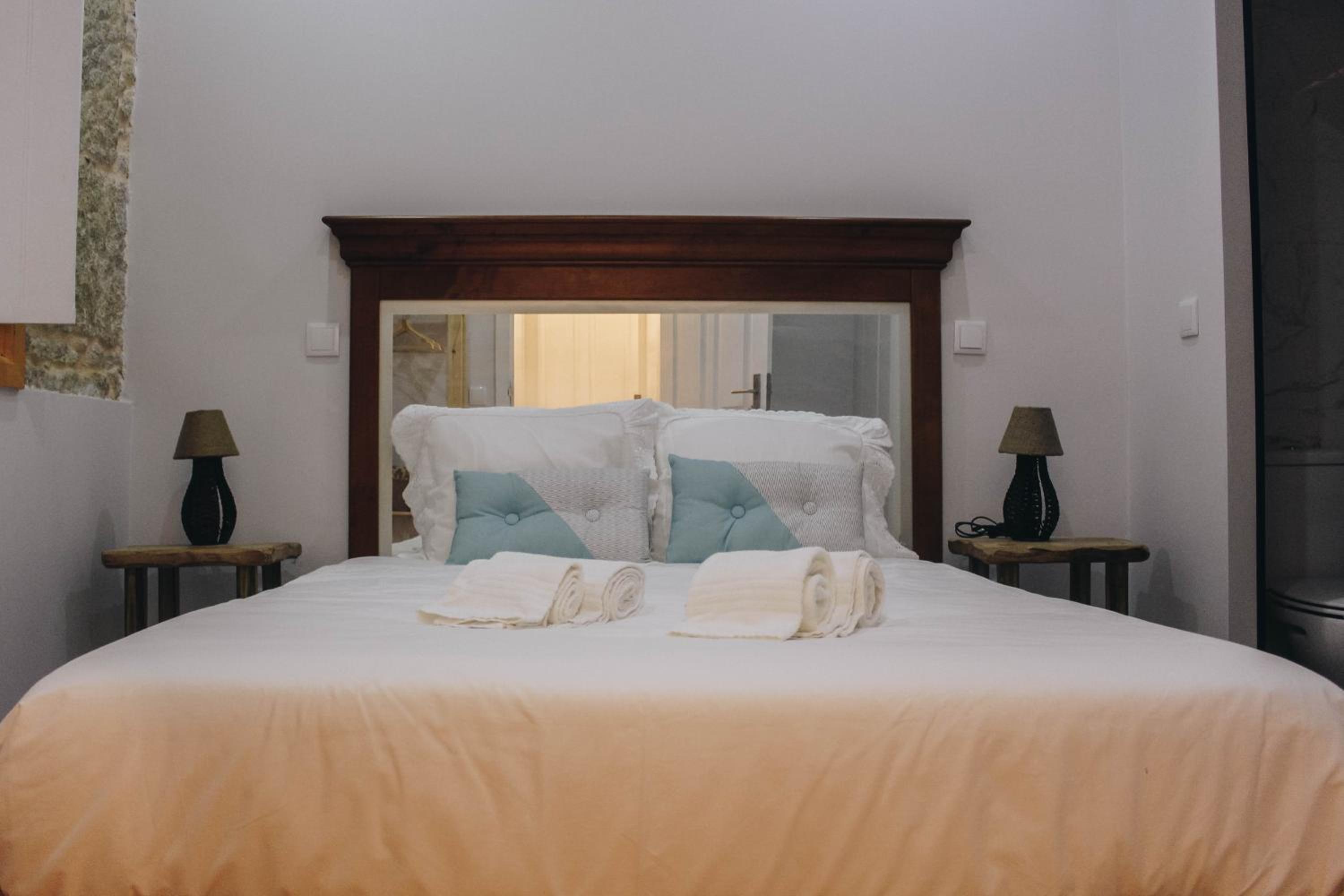 Double Room with Private Bathroom - Photo 5