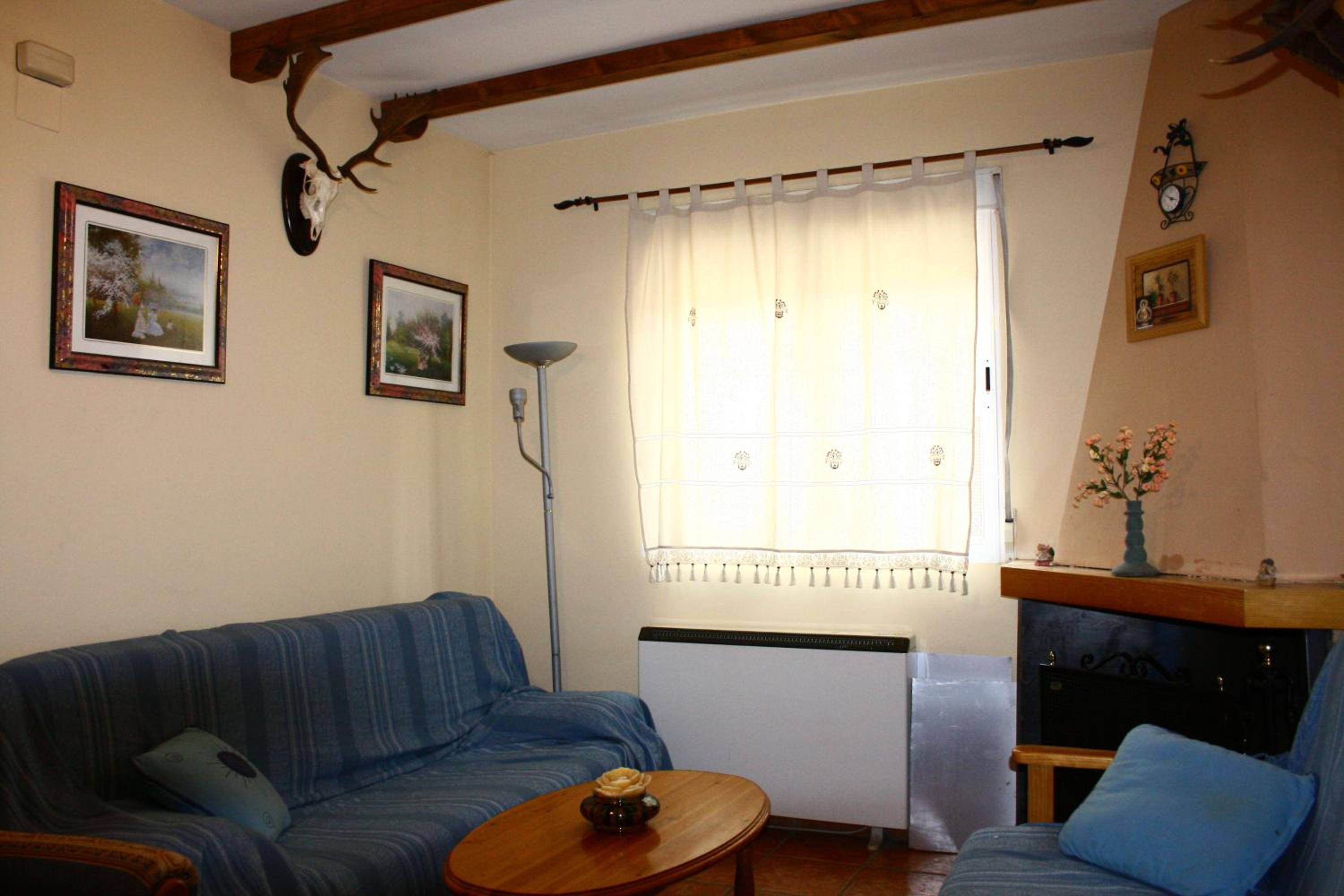 Two-Bedroom Apartment - Félix Rodríguez de la Fuente 17 photo 3