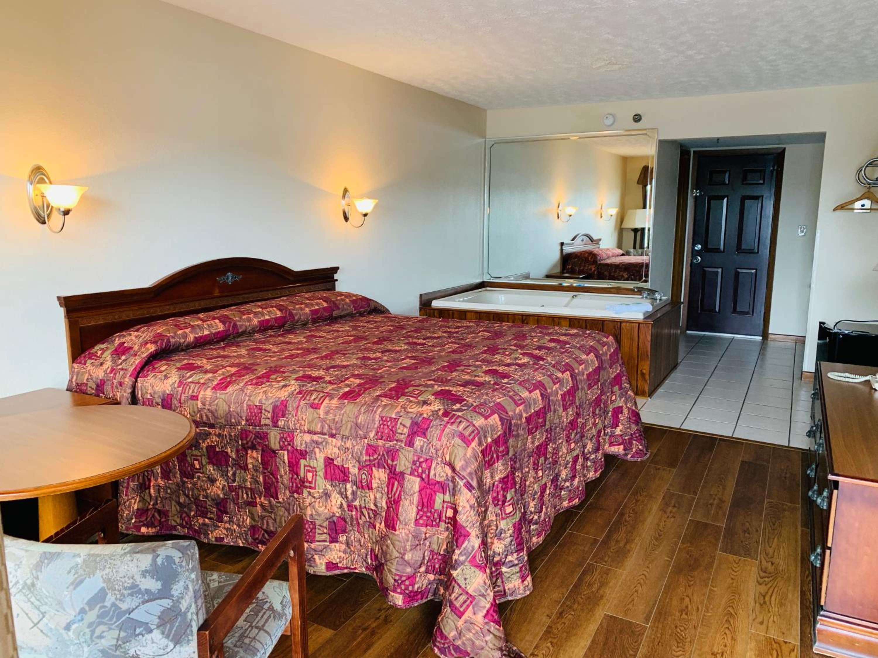King Room with Spa Bath