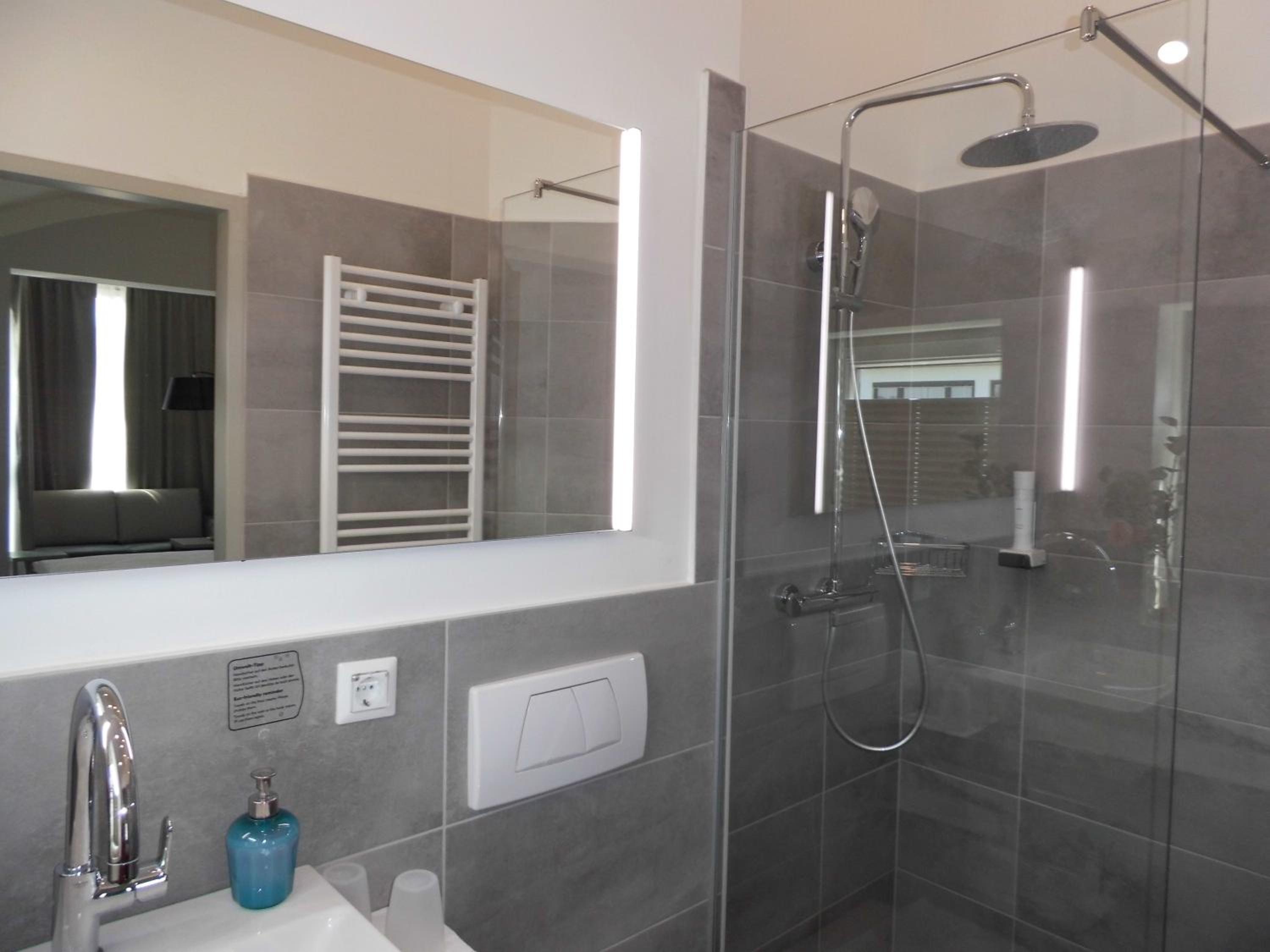 Superior Room with Garden View - Photo 10