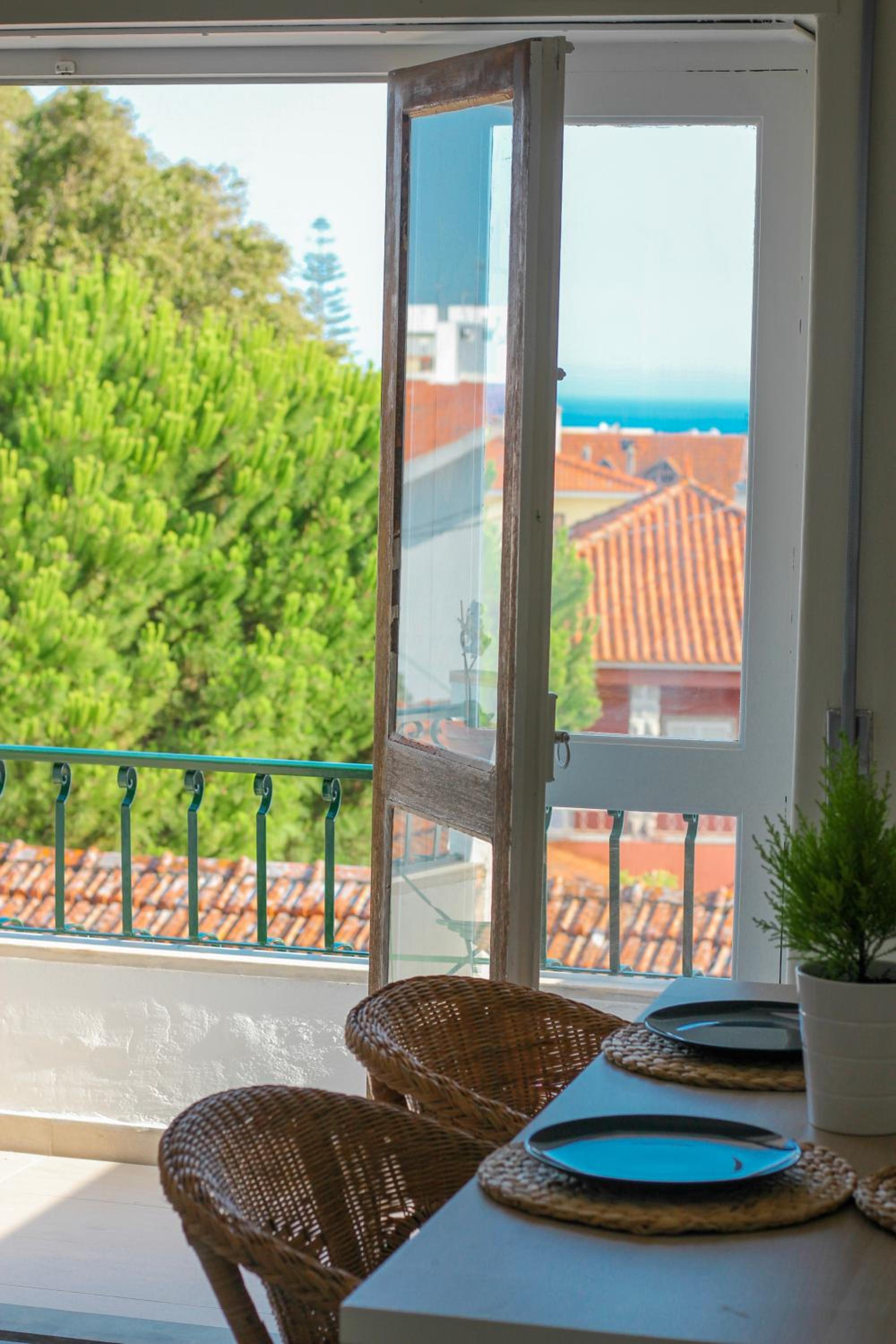 Apartment with Sea View - Photo 31