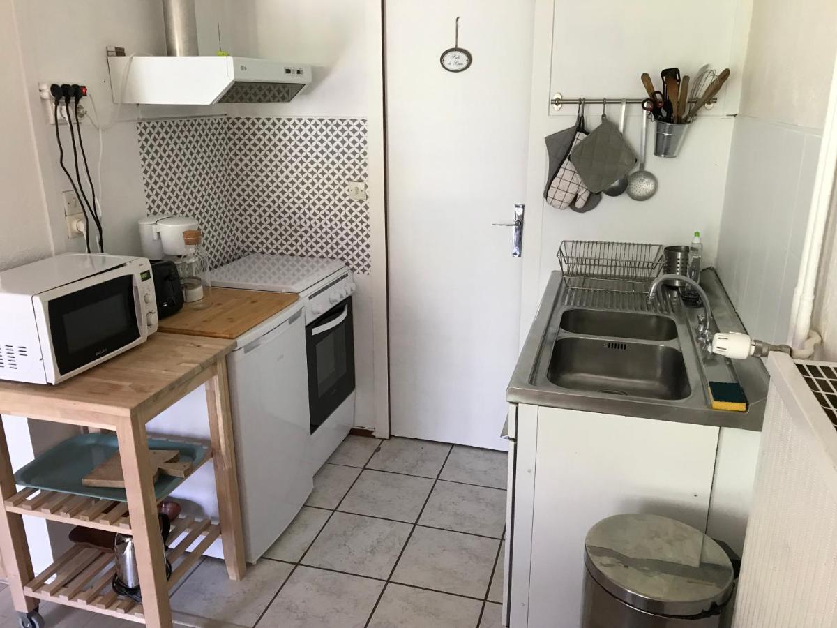 One-Bedroom Apartment (5 Adults) photo 1