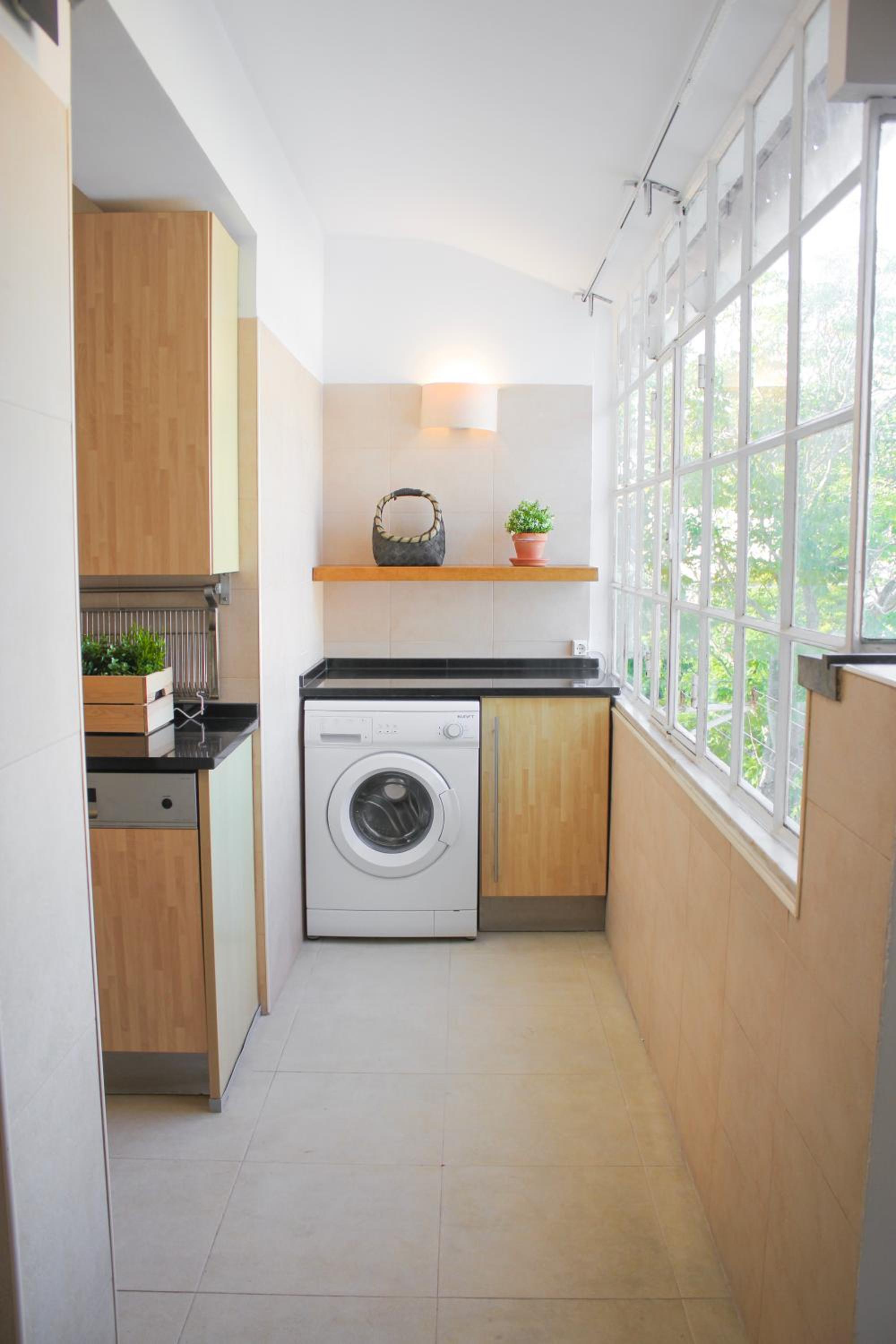 Apartment with Sea View - Photo 11