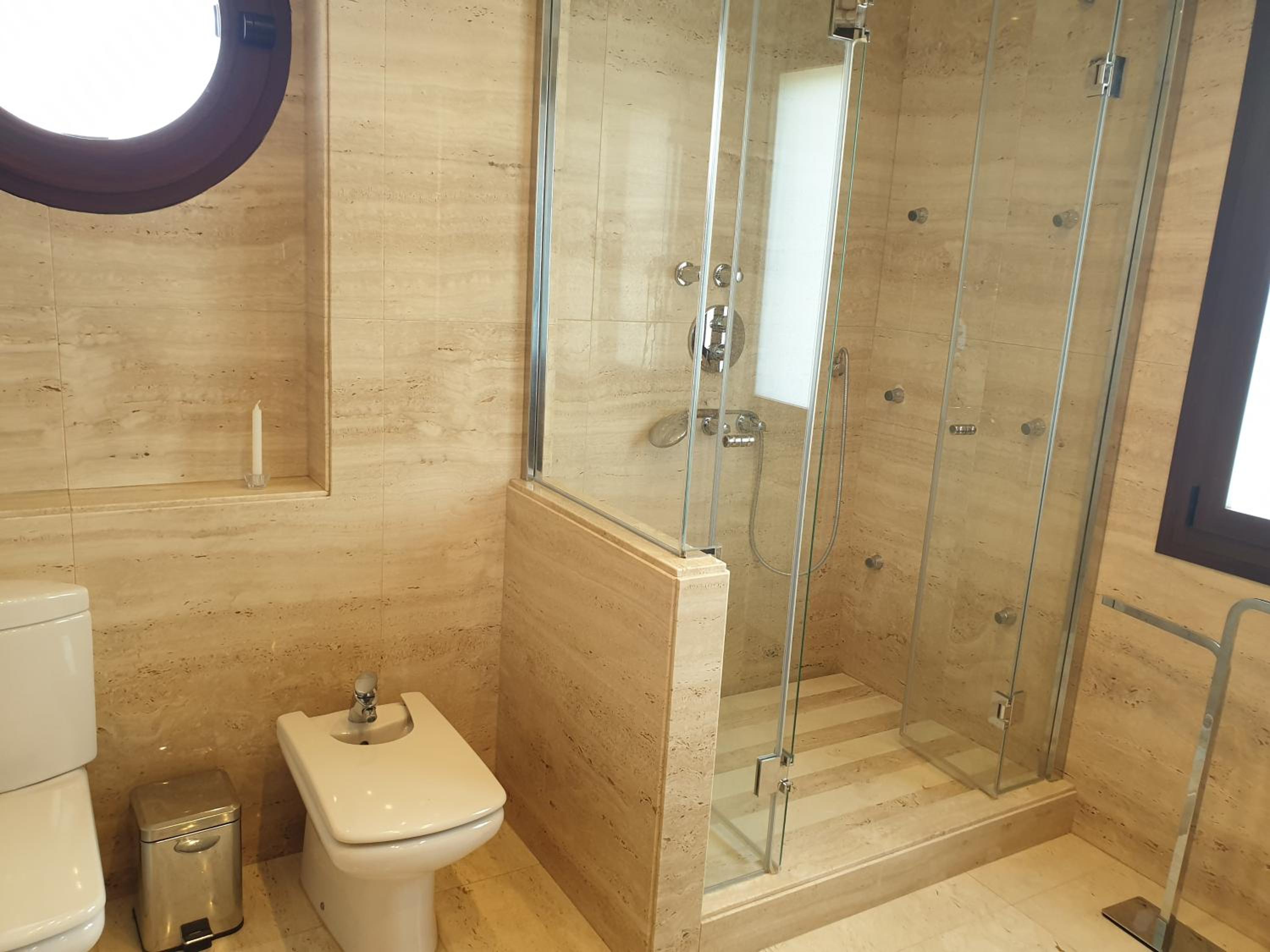 Double Room with Mountain View - Photo 3