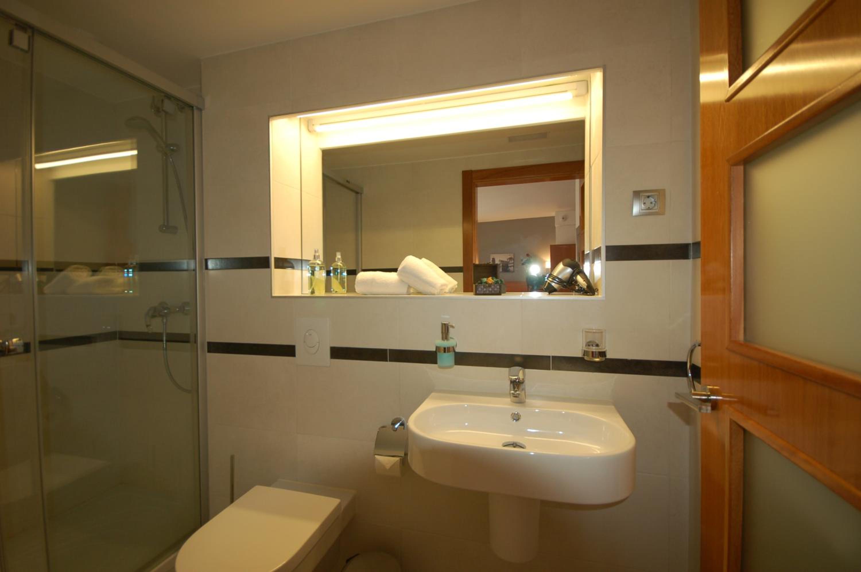 Studio Apartment photo 2