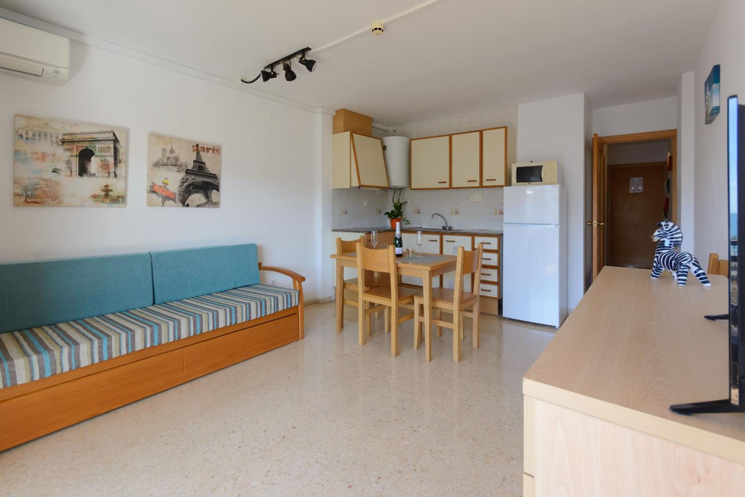 Apartamento con Vista a la Calle