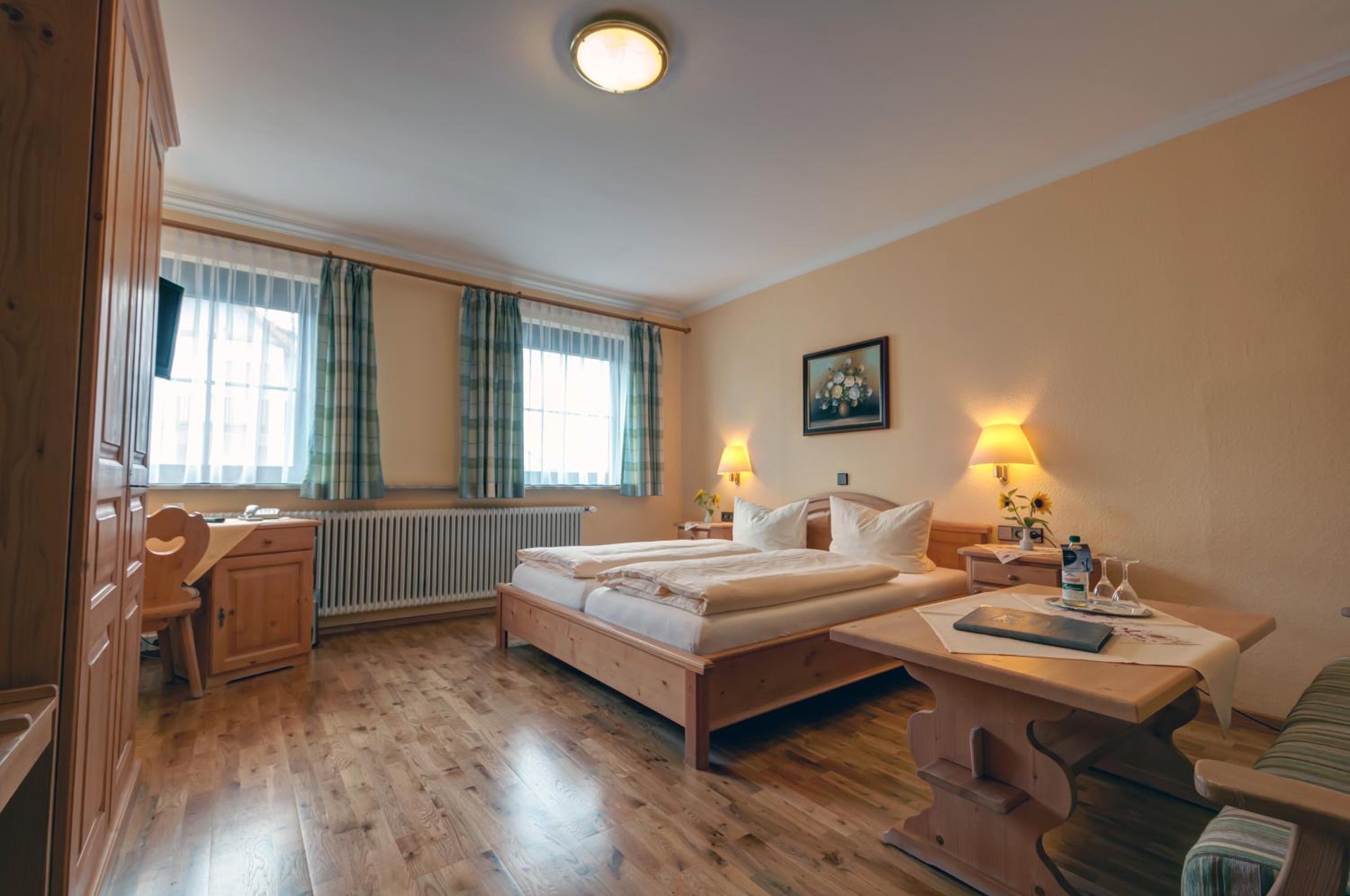 Double Room - Photo 1
