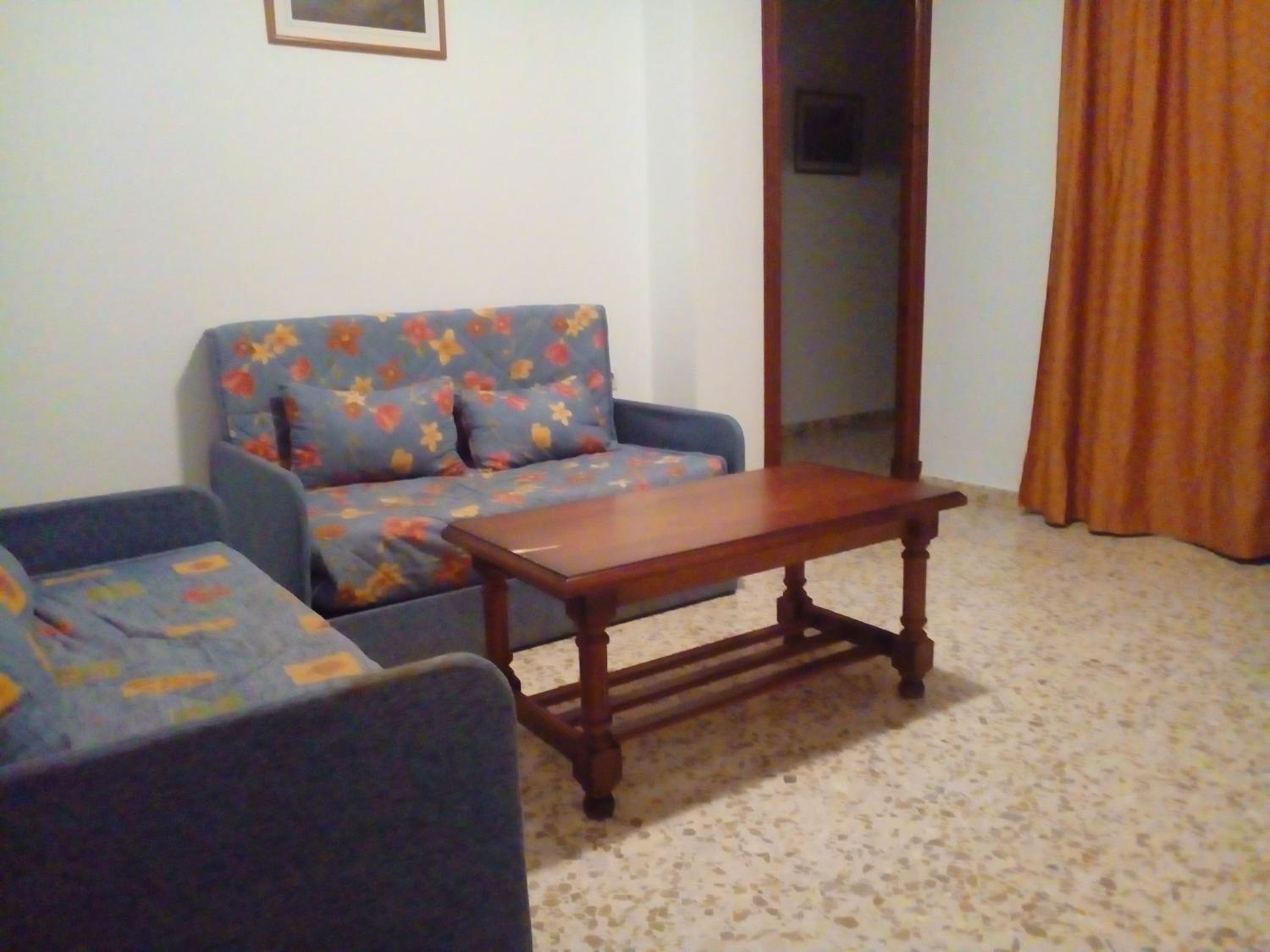 Double Room with Lounge - Photo 10