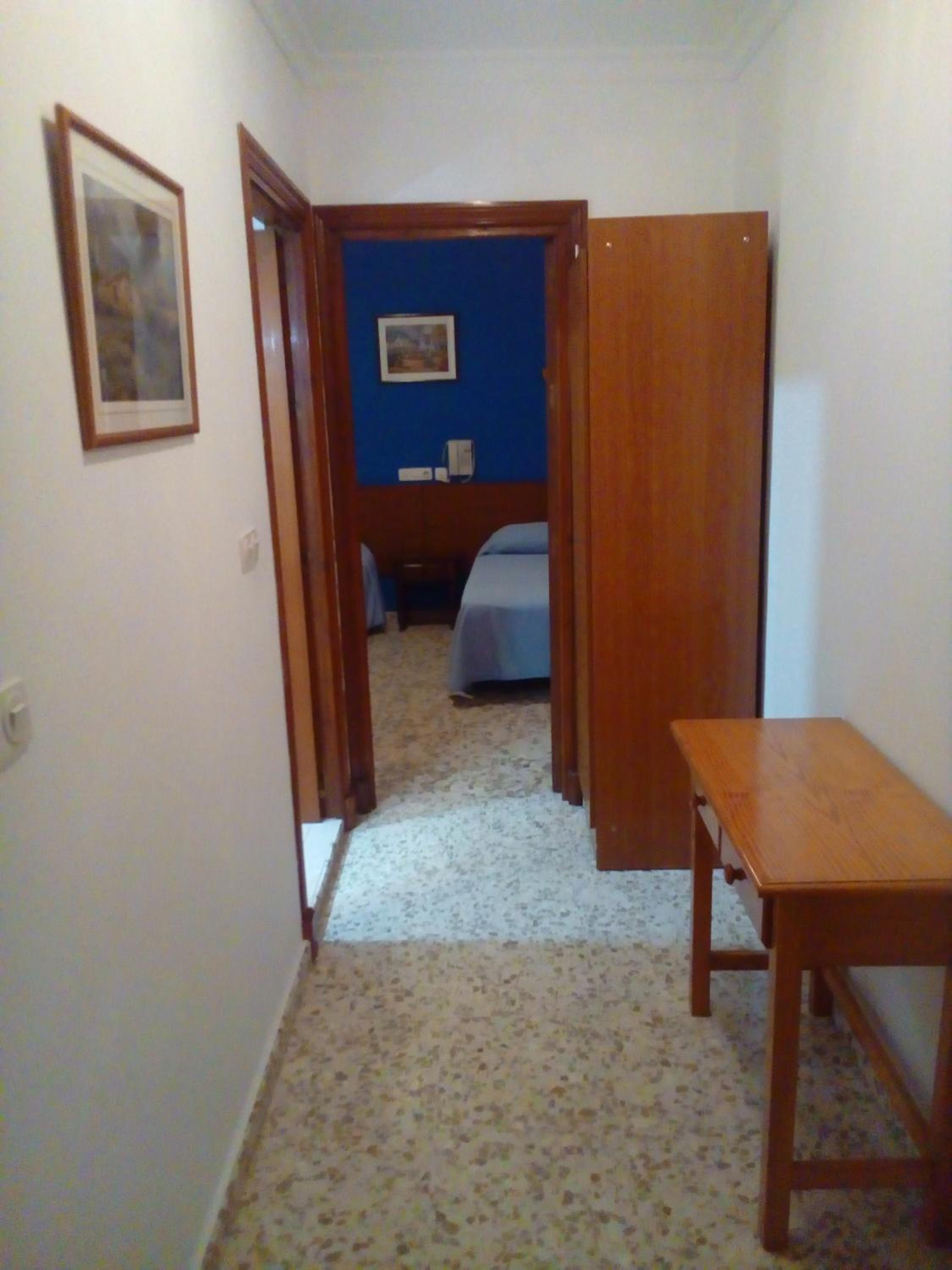 Double Room with Lounge - Photo 9