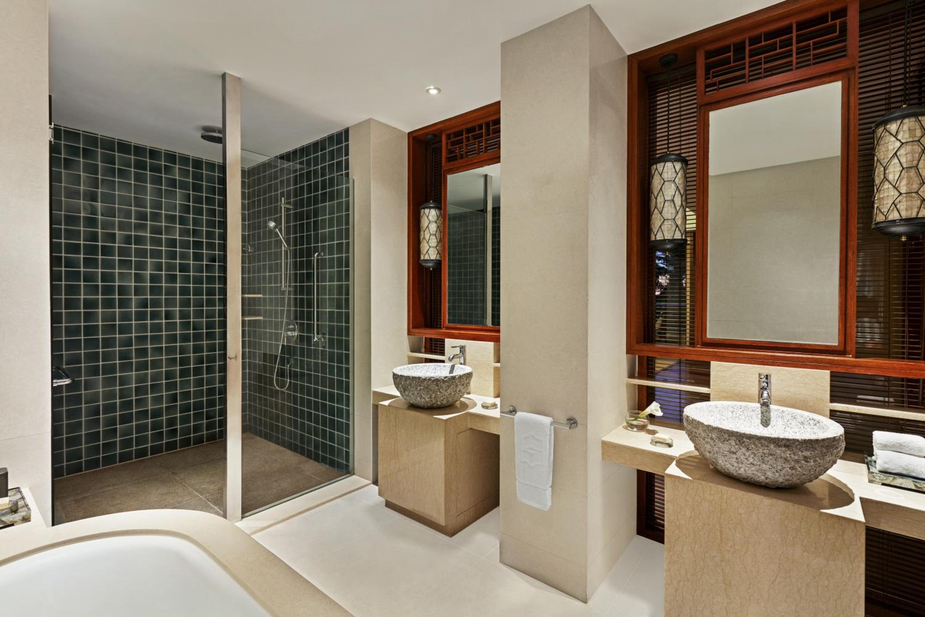 Seaview Suite with Free Roundtrip Caticlan Airport Transfers - Photo 13
