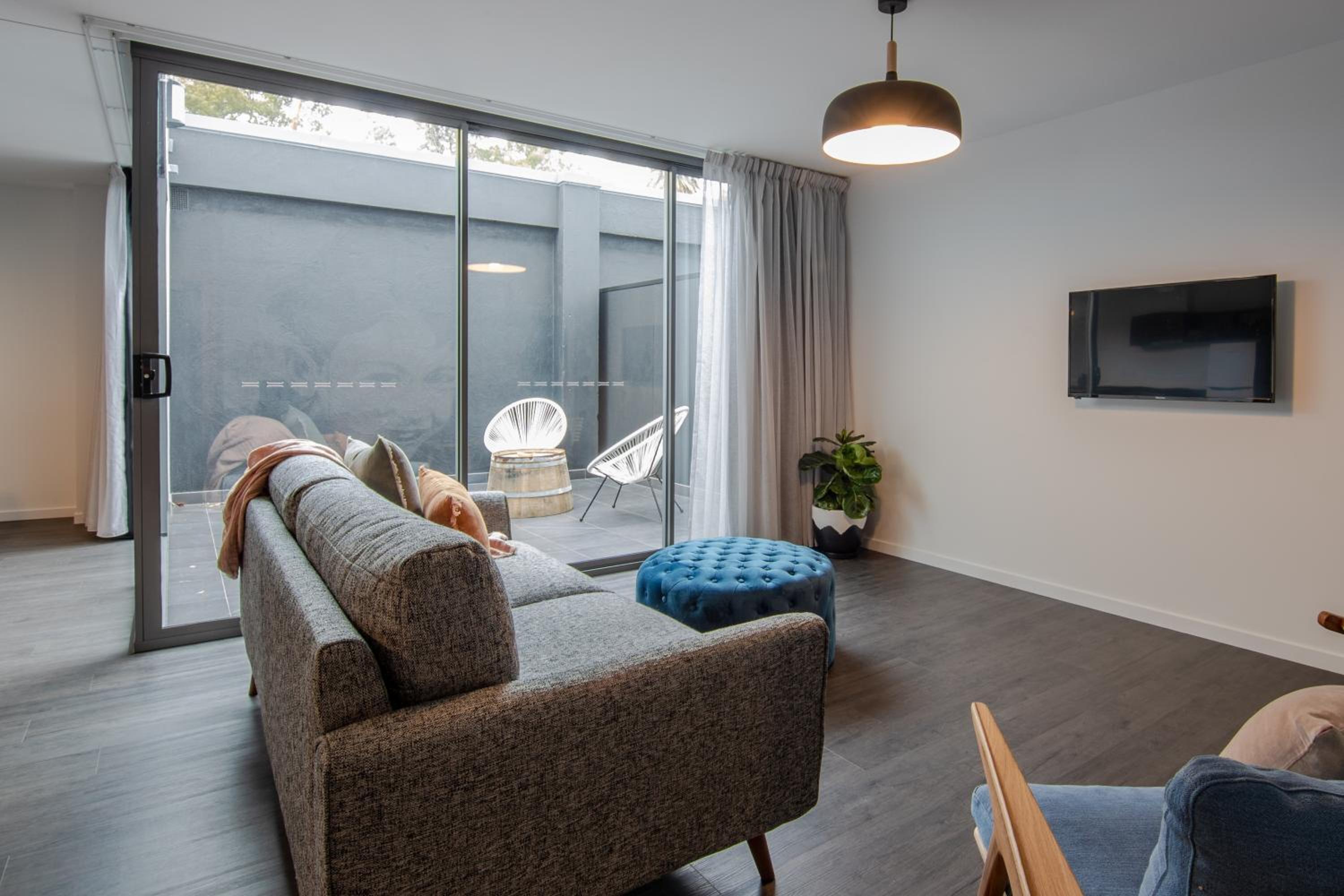 Two-Bedroom Apartment - Photo 10