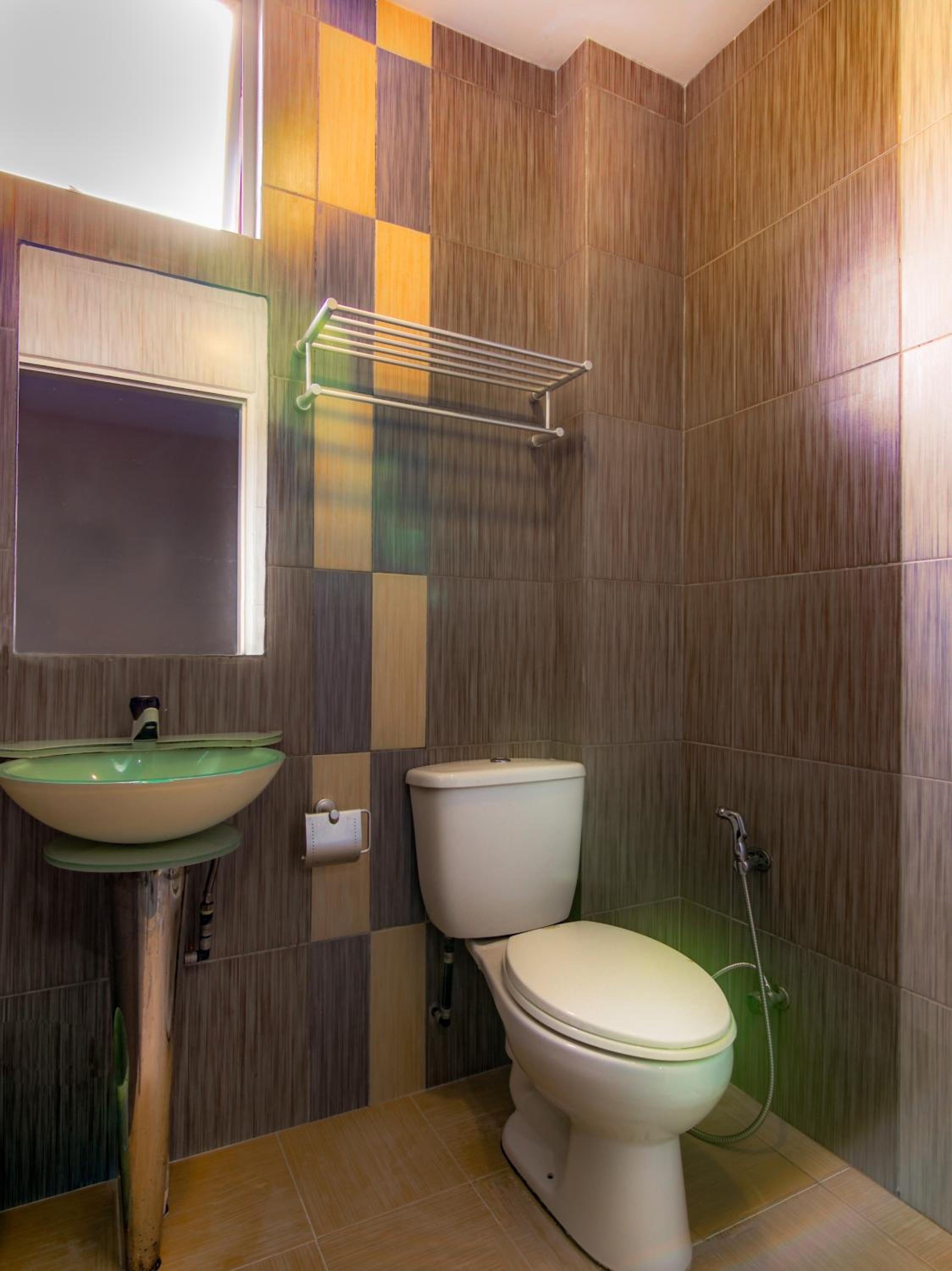 Deluxe Queen Room - Photo 3