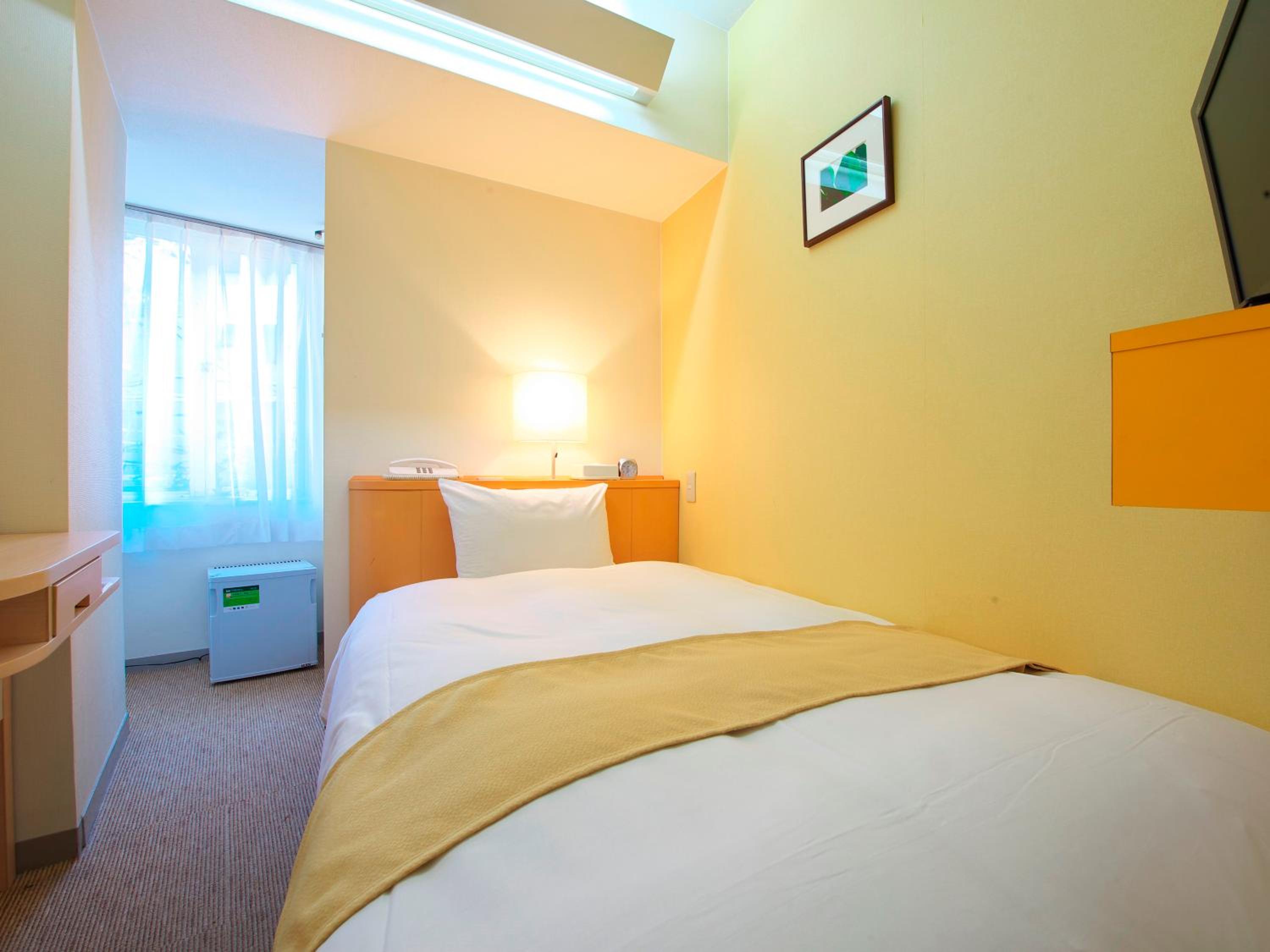 Standard Single Room B - Non-Smoking photo 1