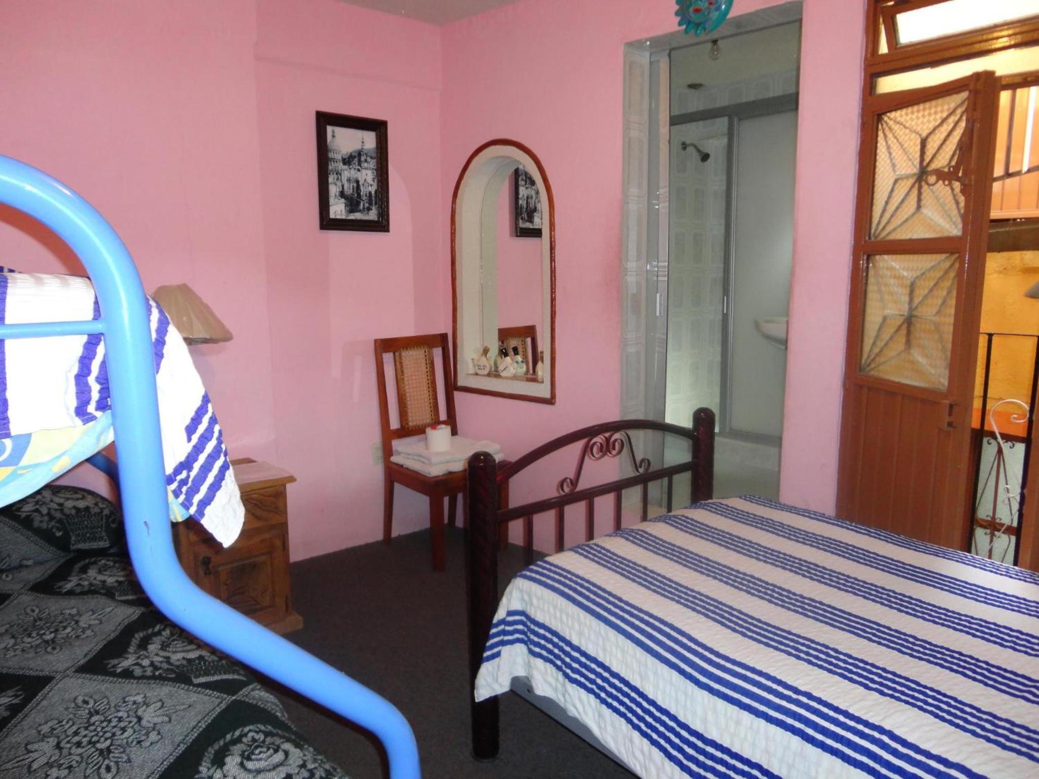 Quadruple Room - Photo 2